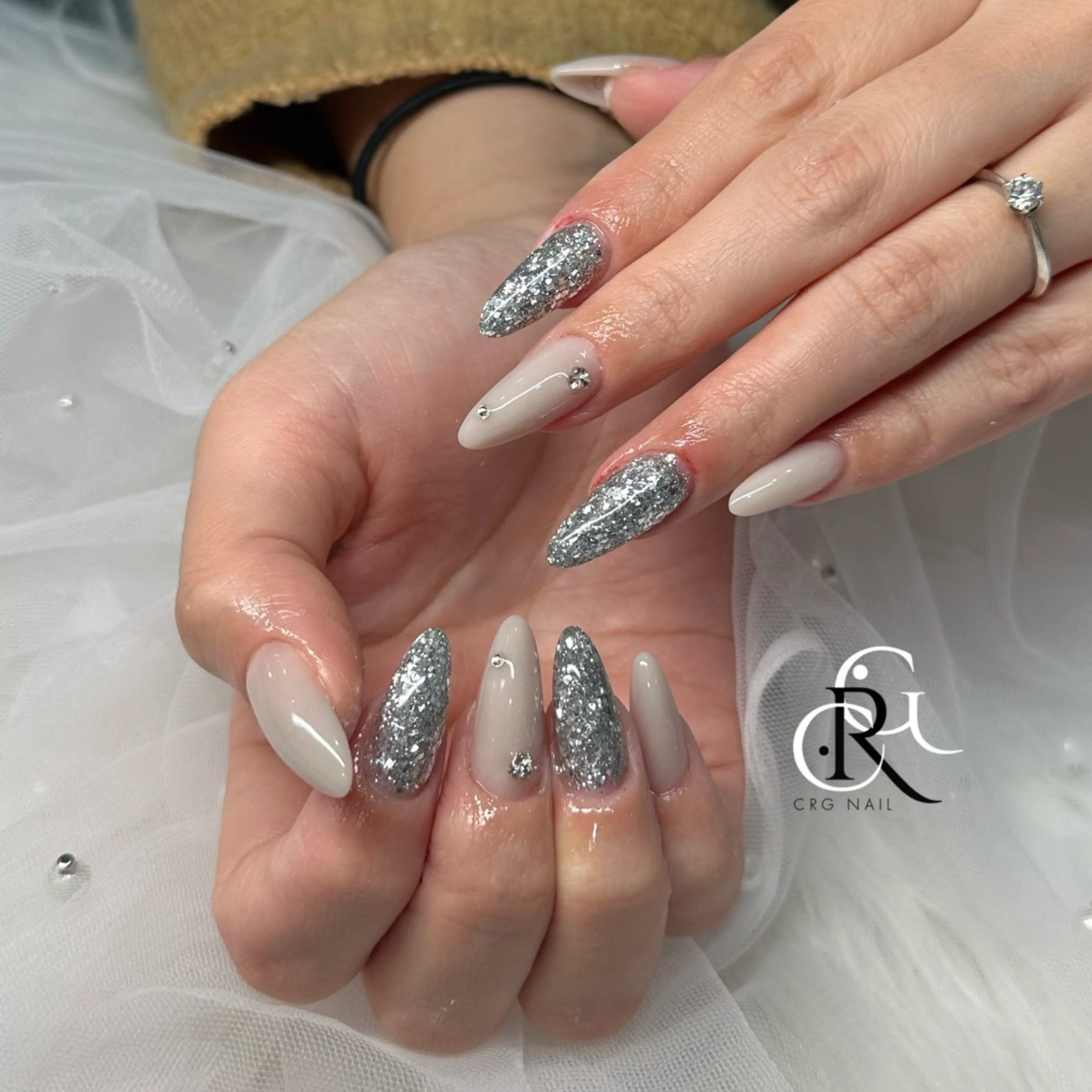 ネイル ラメ(グリッター) ストーンネイル ハンドネイル 美フォルム✨ CRG RURIのネイルデザイン