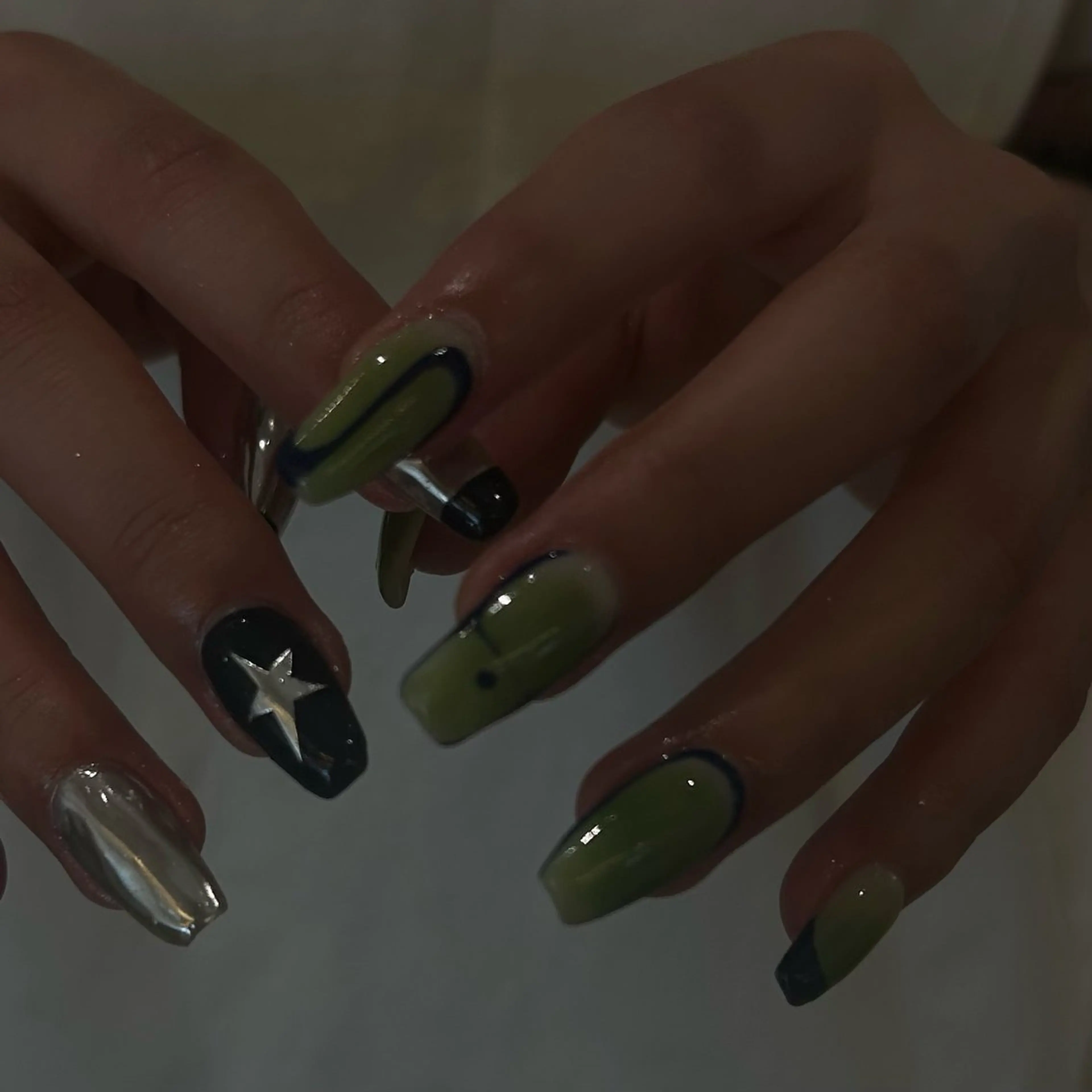 ネイル SKY nail&eye所属・se rinaのネイルデザイン