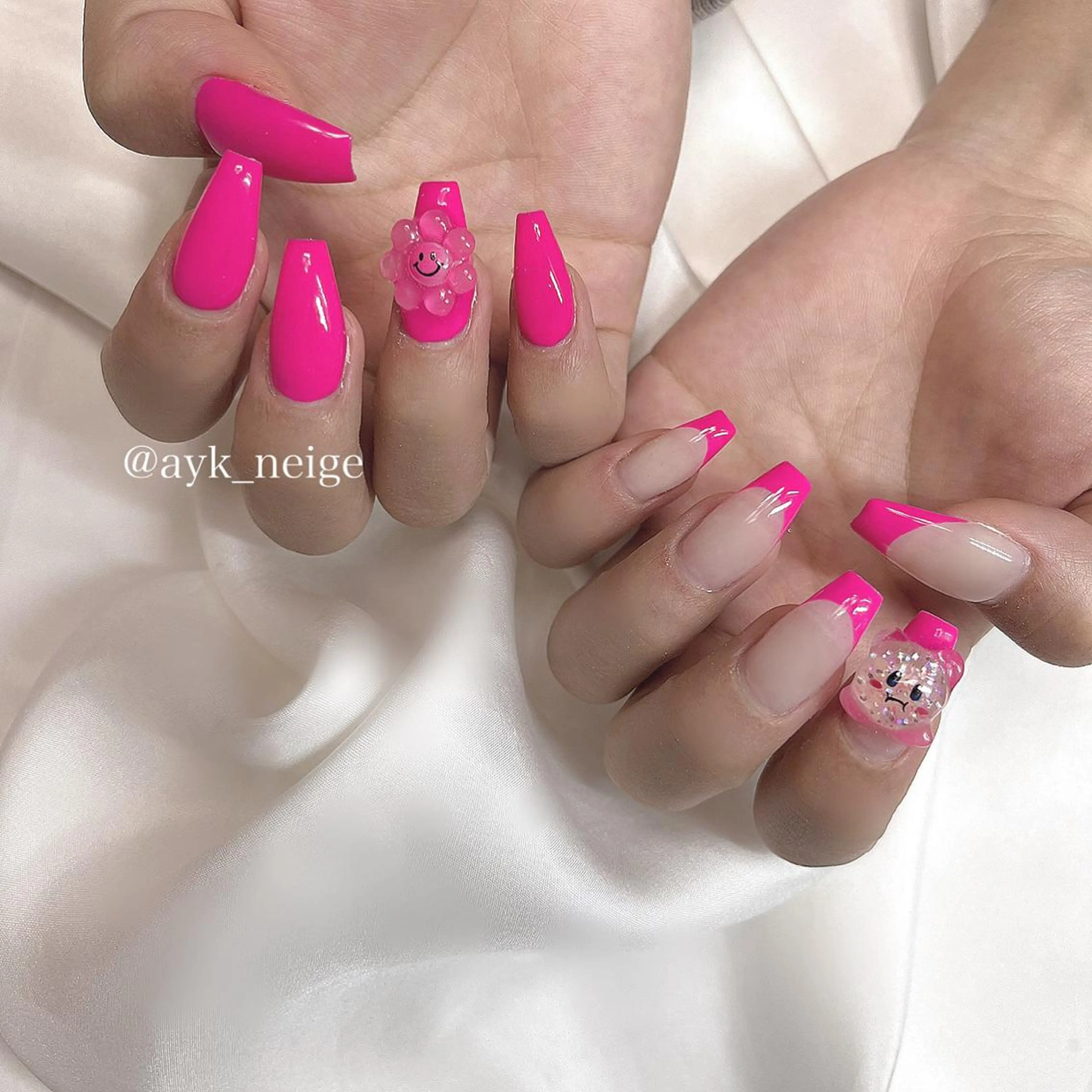 ネイル フットネイル グラデーション キラキラネイル 韓国ネイル マグネットネイル n'eige nail所属・大谷 綾香のネイルデザイン