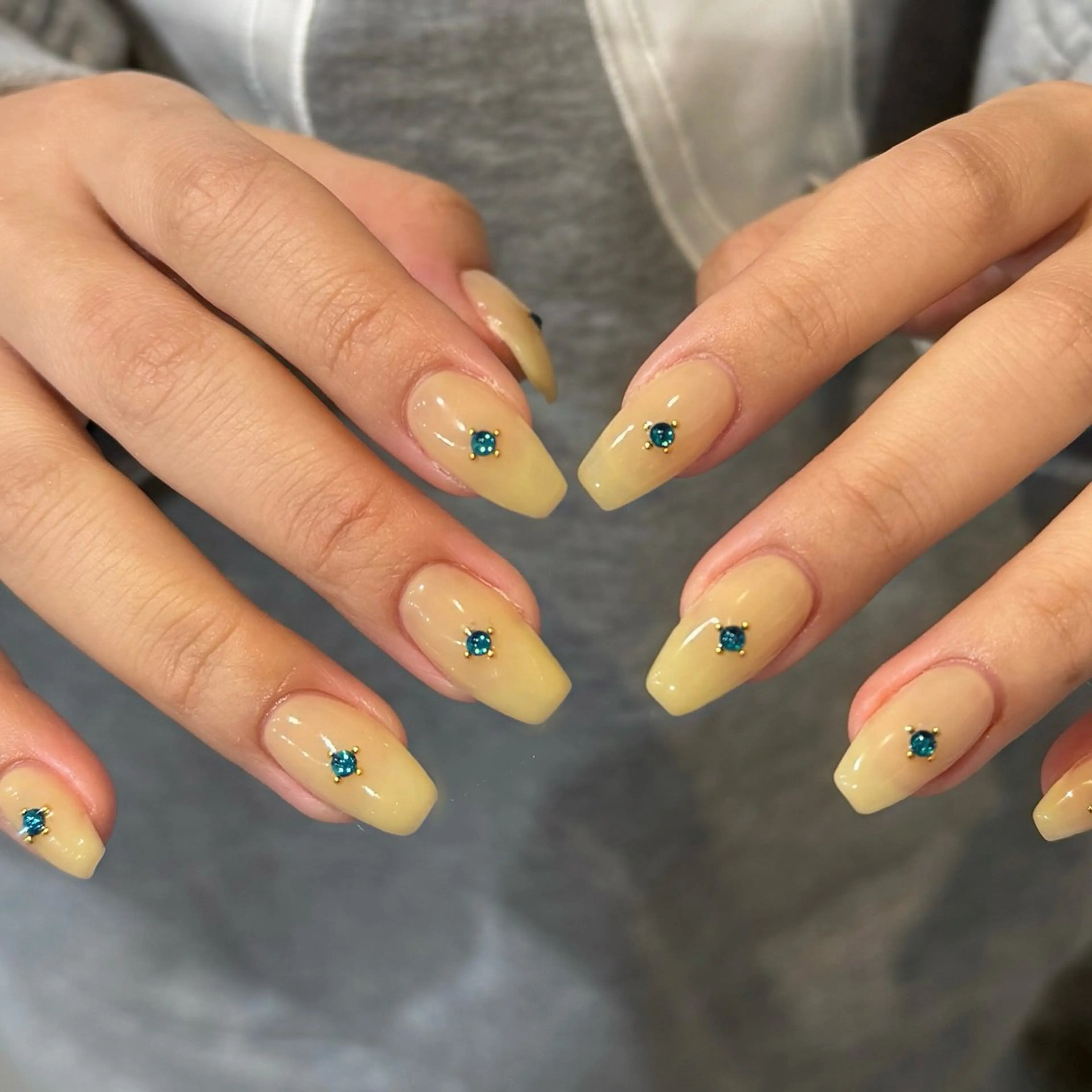 ネイル ハンドネイル 中本 菜々のネイルデザイン