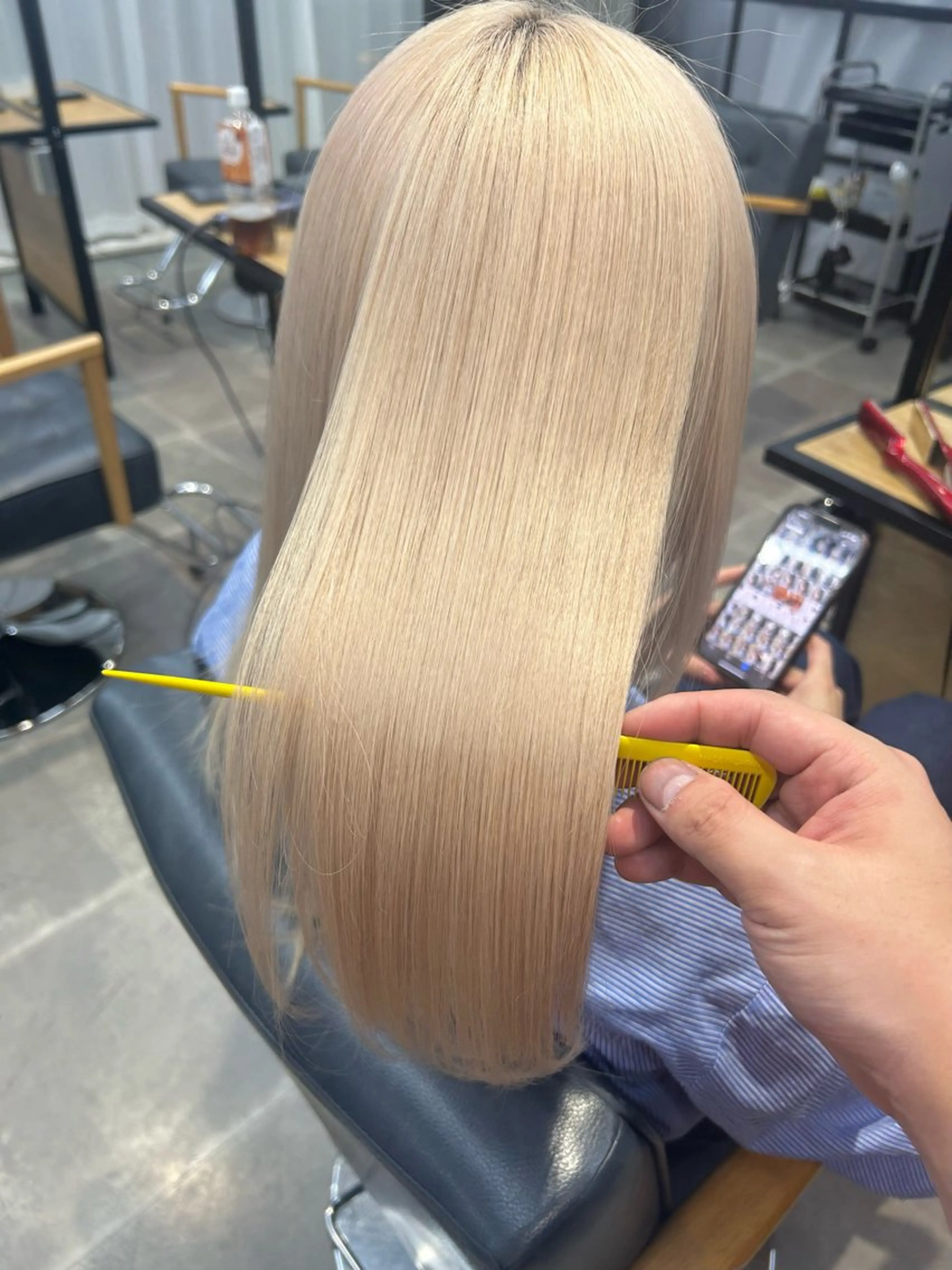 セミロング 韓国×髪質改善カラー 💎hinaのヘアスタイル