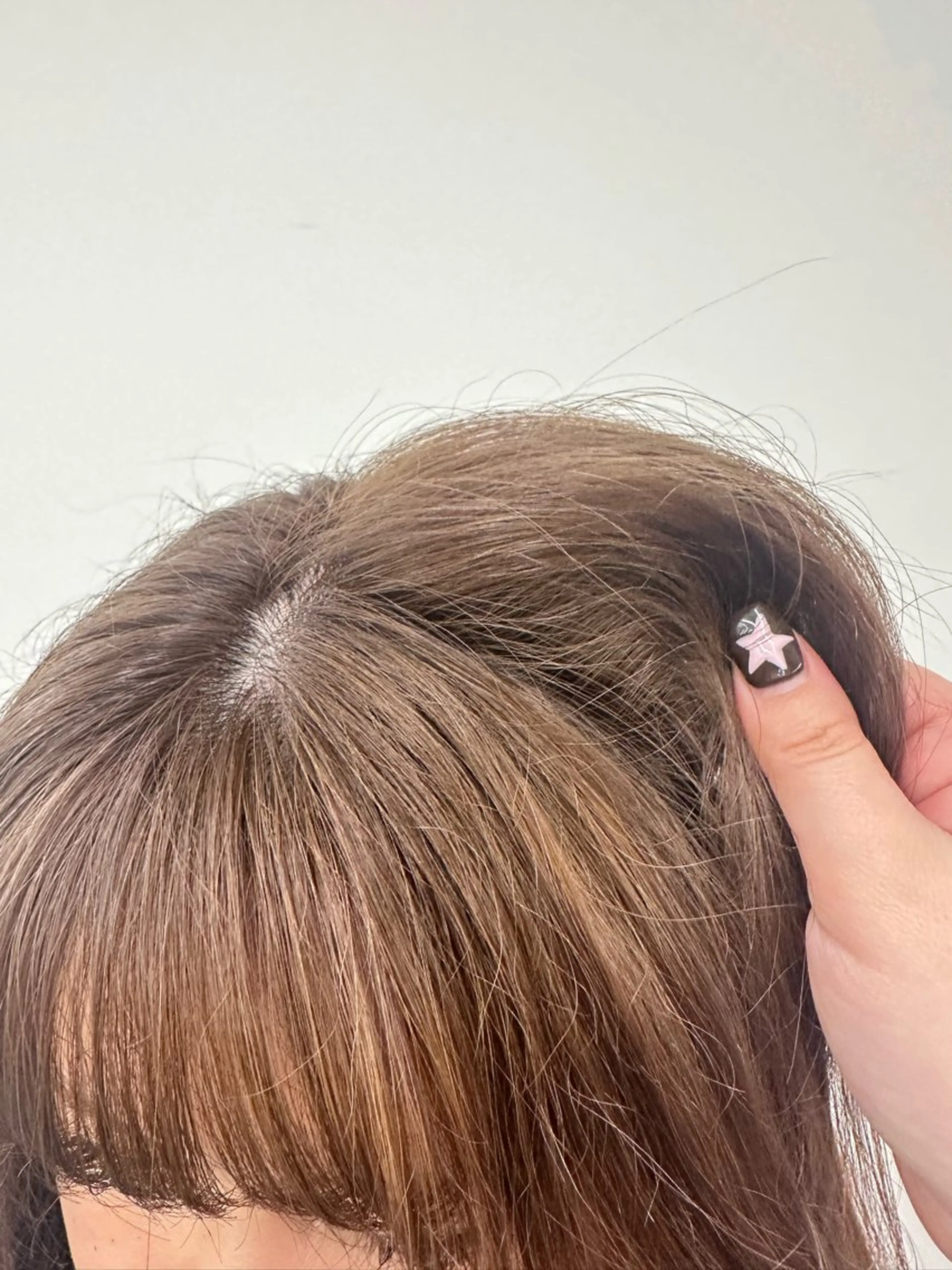 ロング カラー ベージュカラー ブリーチ ケアブリーチ ダブルカラー トリートメント 【sica】 nanaのヘアスタイル