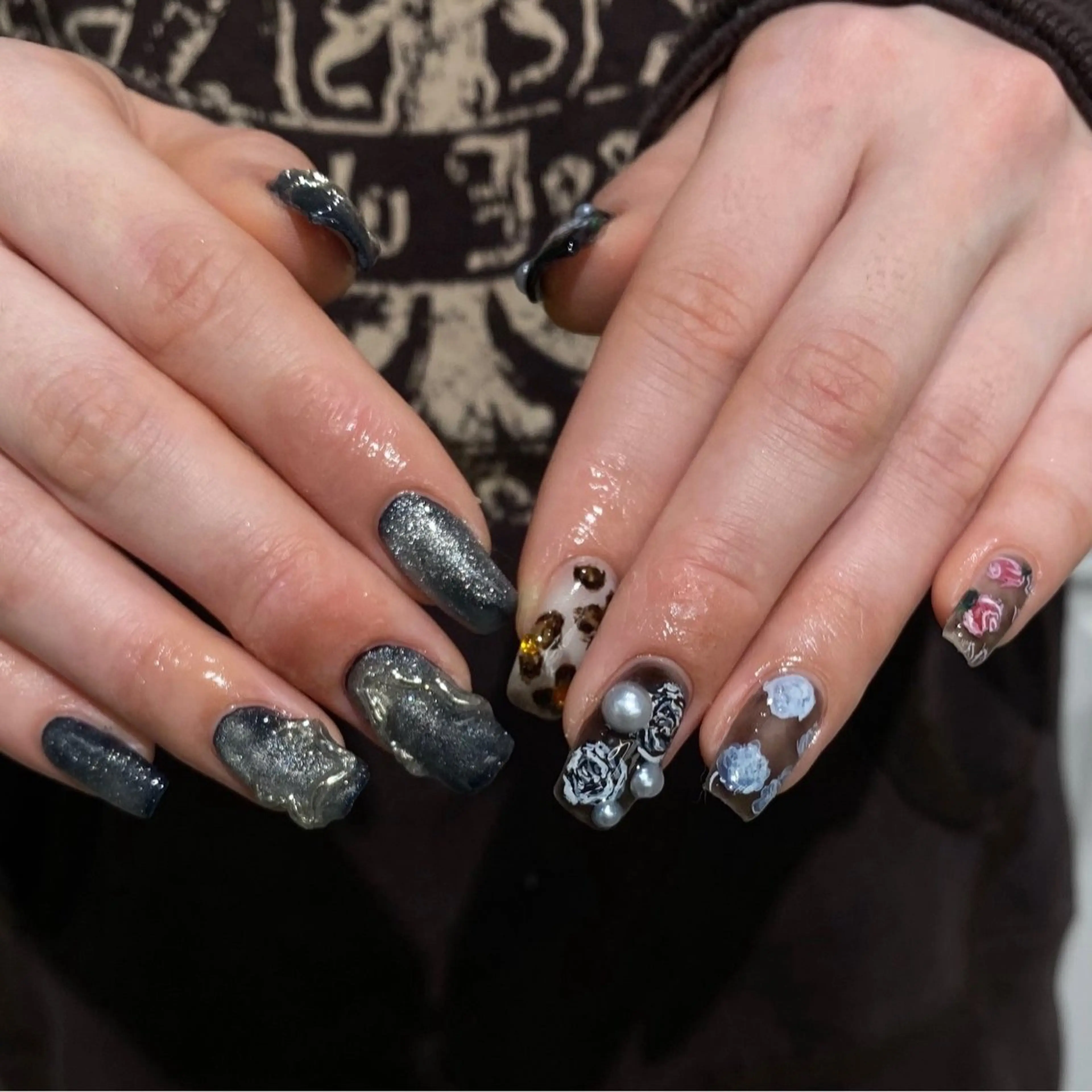 ネイル ハンドネイル ハンドケア カンナ【Y2Kネイル /コーンロウ】のネイルデザイン