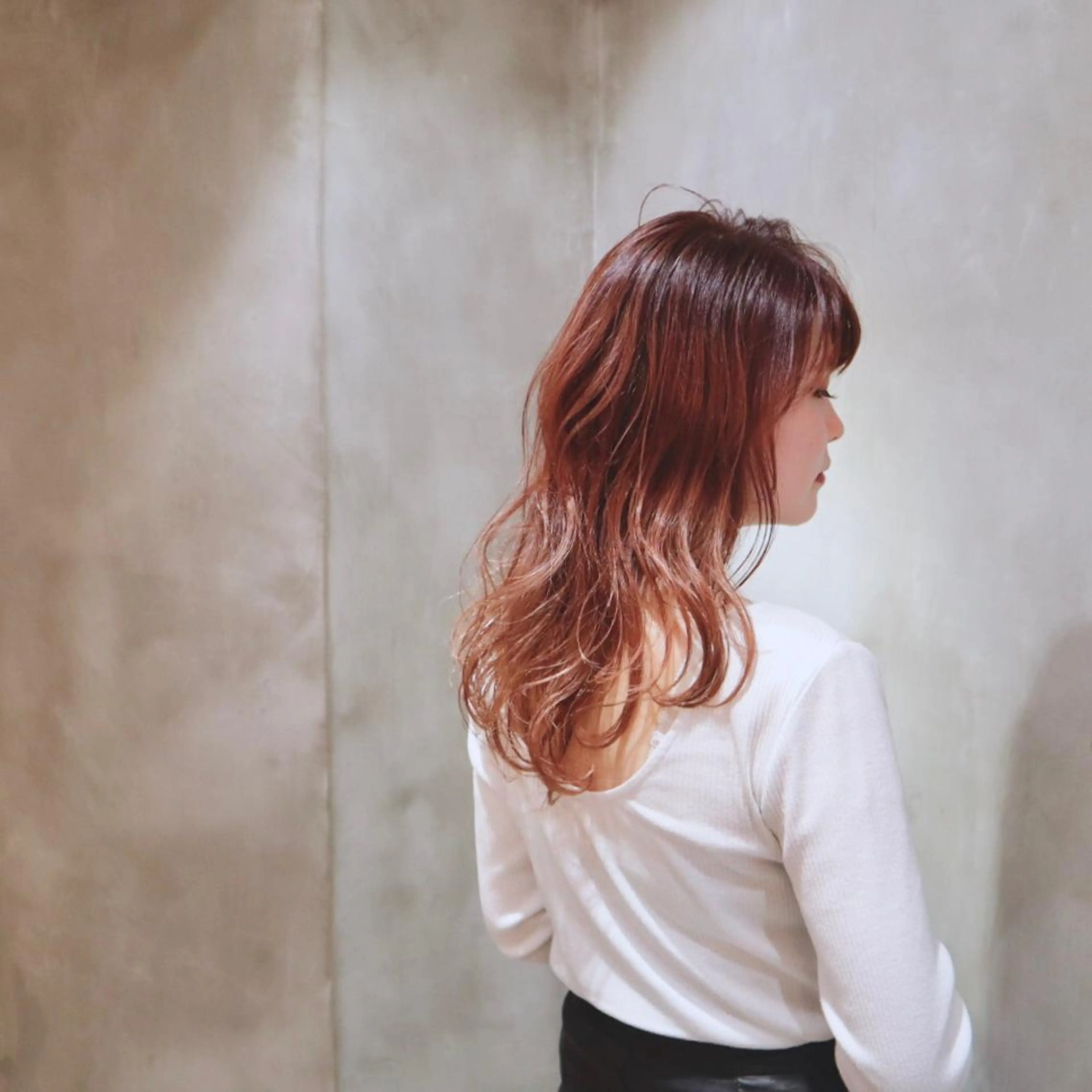 セミロング カラー グラデーションカラー ピンクカラー カット ヘアカラー トリートメント lasPAVILION-ラスパビリオン-所属・las PAVILIONのヘアスタイル