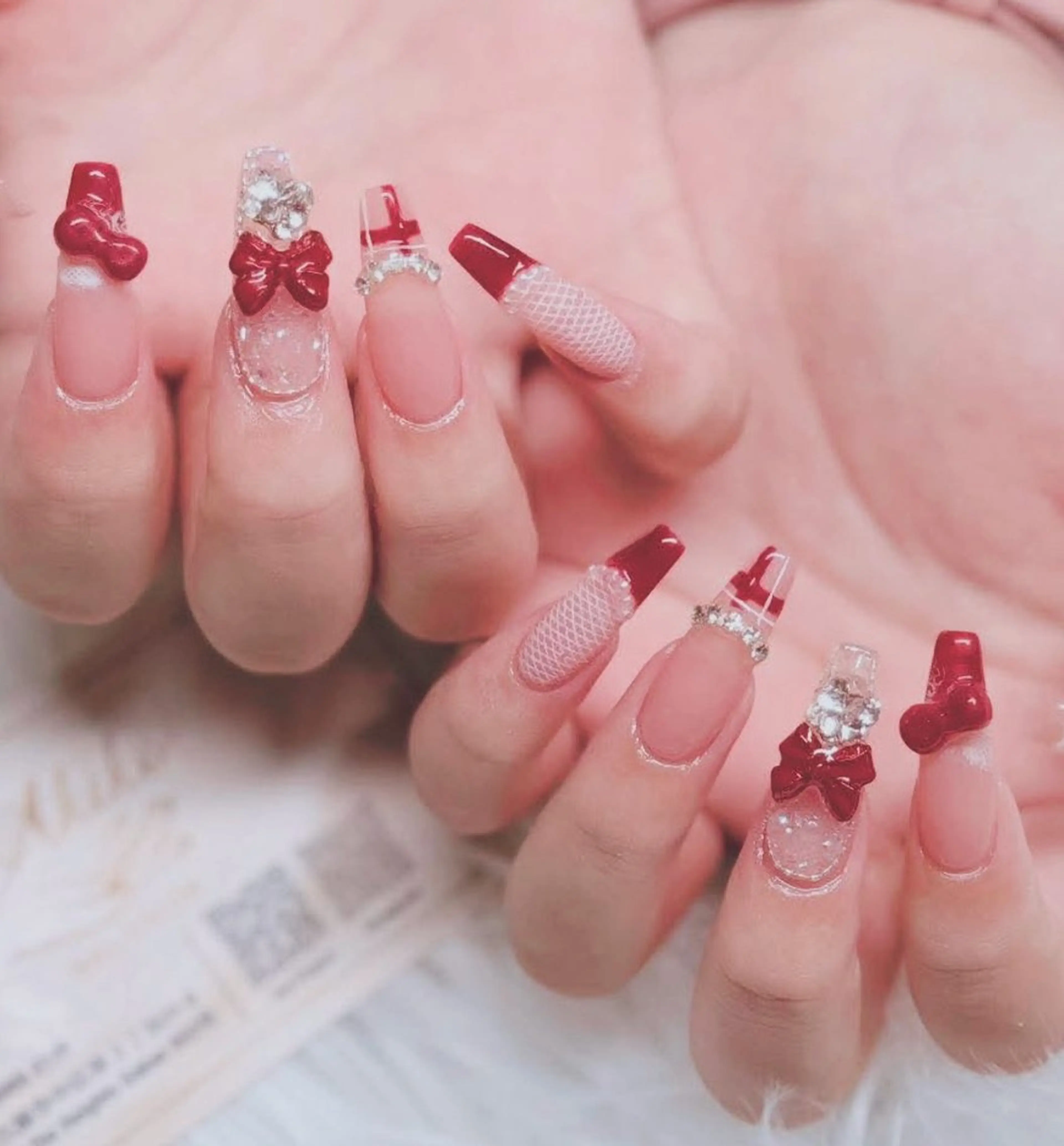 ネイル フットネイル ジェルネイル 韓国ネイル マグネットネイル 持ち込み ハンドネイル Akiko ネイルサロン所属・AKIKO ネイルサロンのネイルデザイン