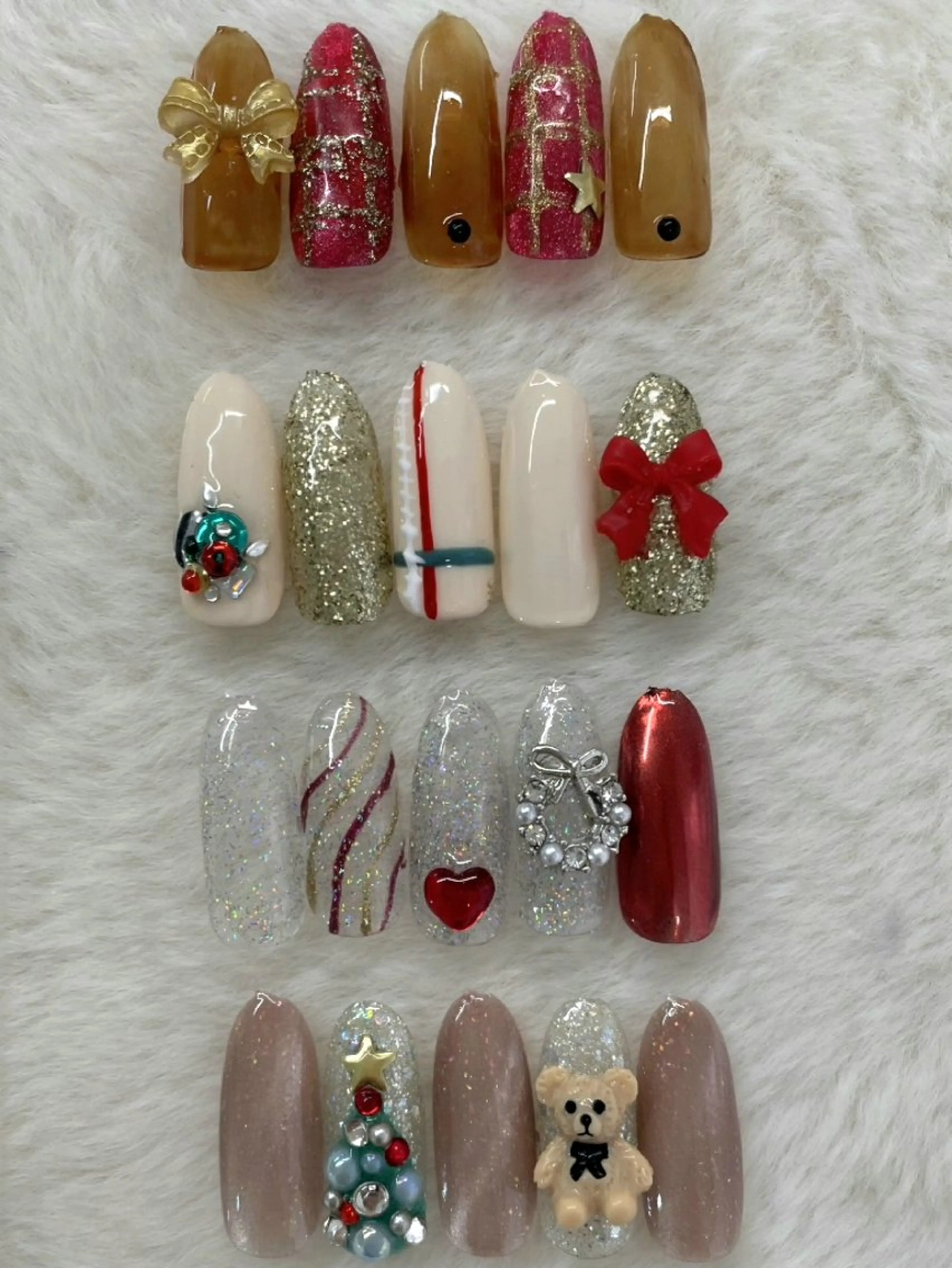 ネイル 冬ネイル クリスマス ハンドネイル ハンドケア 心斎橋Salon Epokkuのネイルデザイン