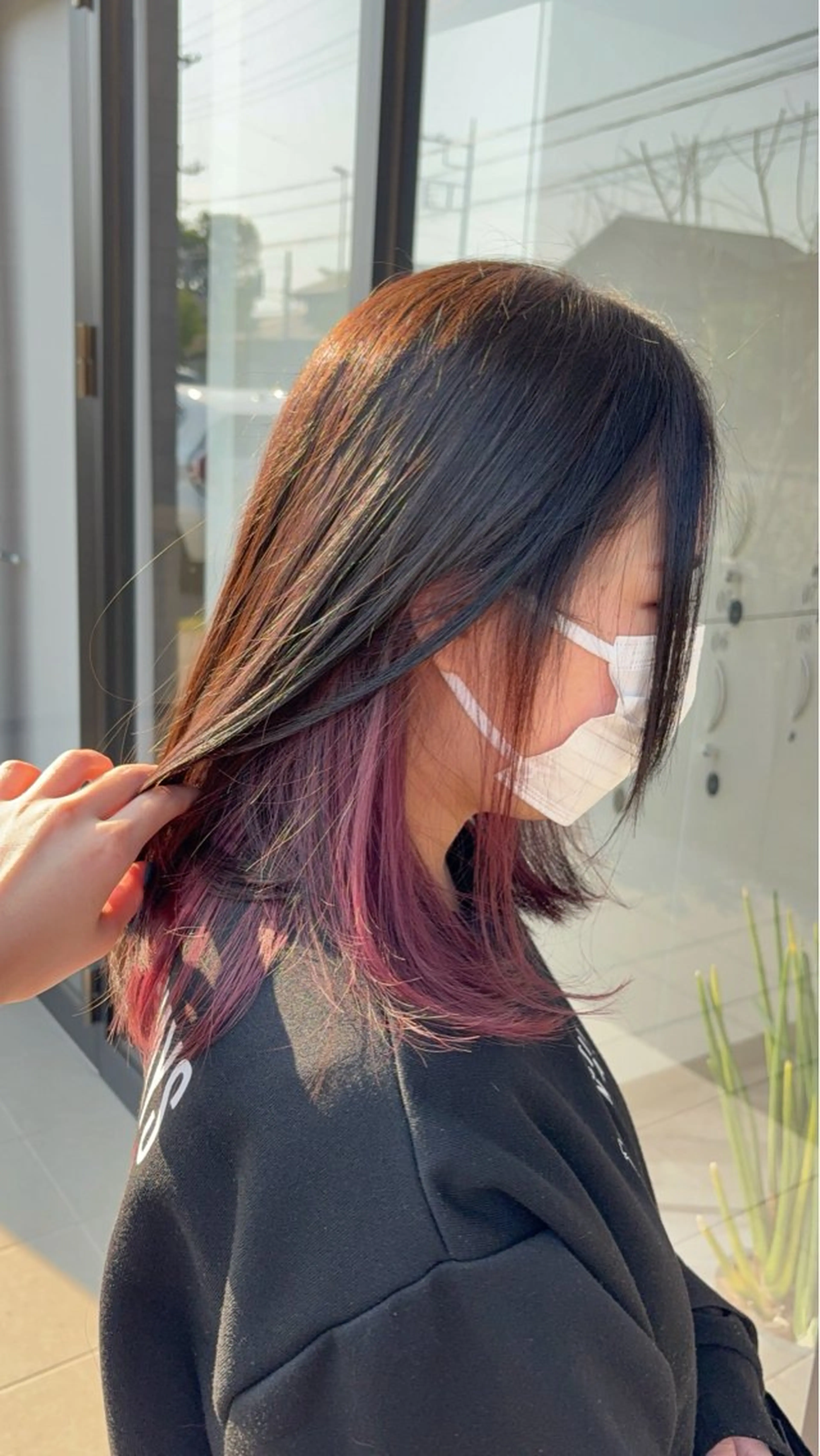 カラー インナーカラー ピンクカラー ヘアカラー 加藤花珠 /美容室のヘアスタイル