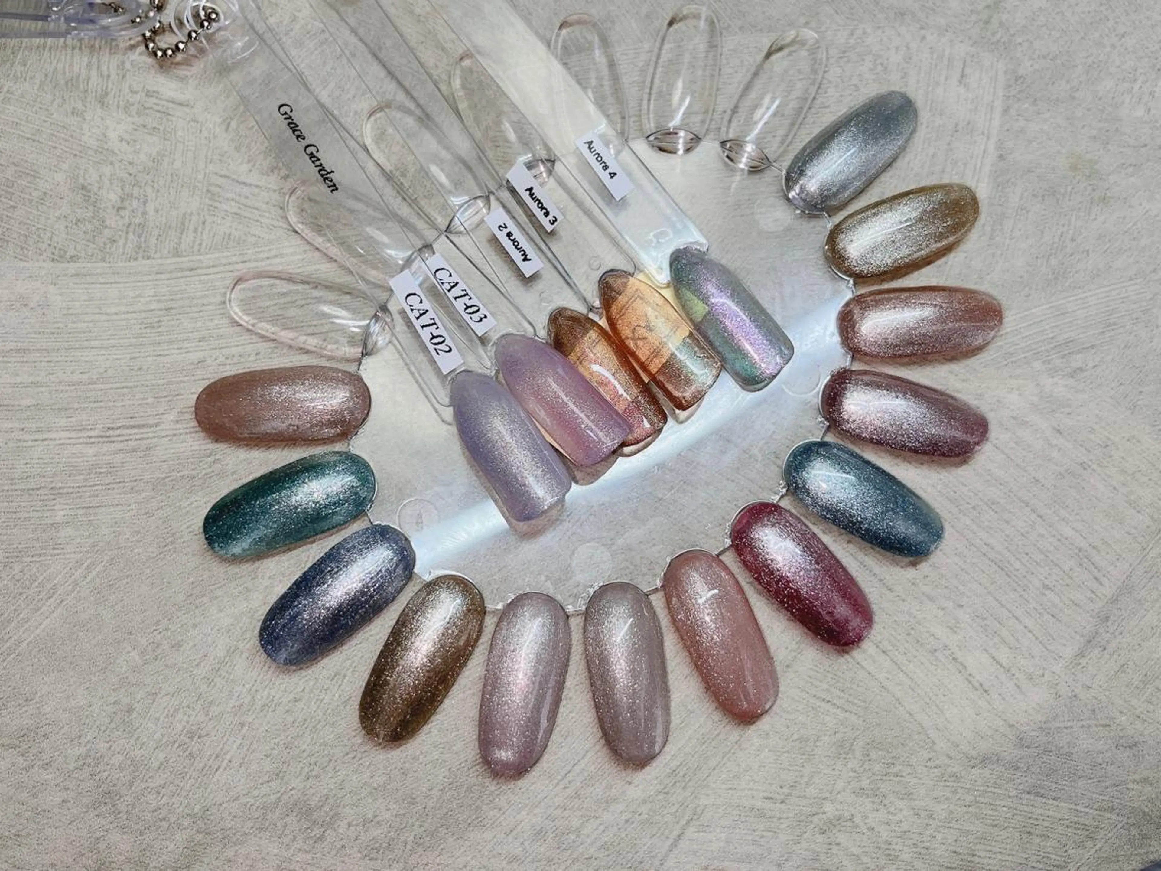 ネイル マグネットネイル ハンドネイル MIKA ♡のネイルデザイン