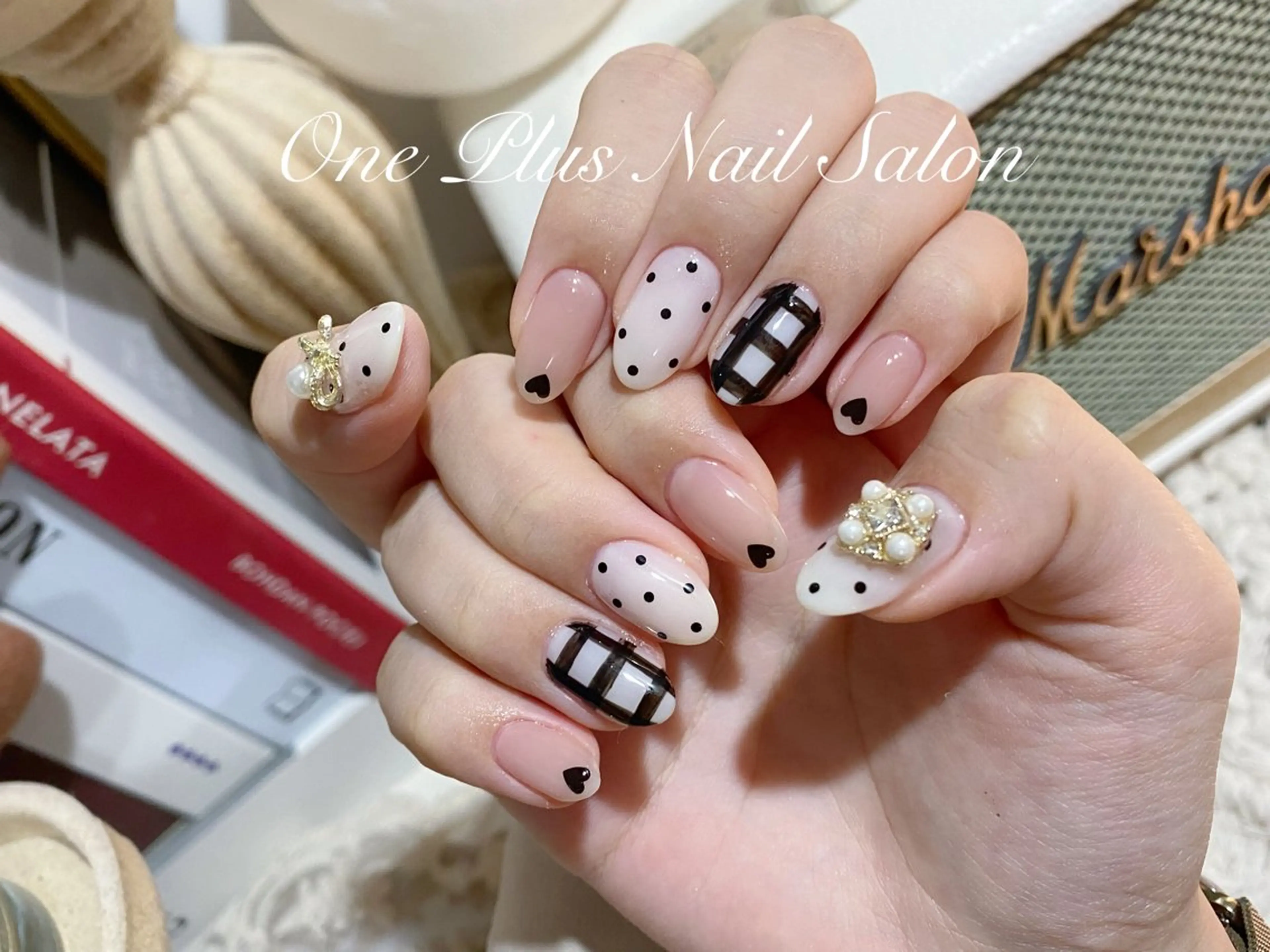 ネイル One Plus Nail Salonのネイルデザイン