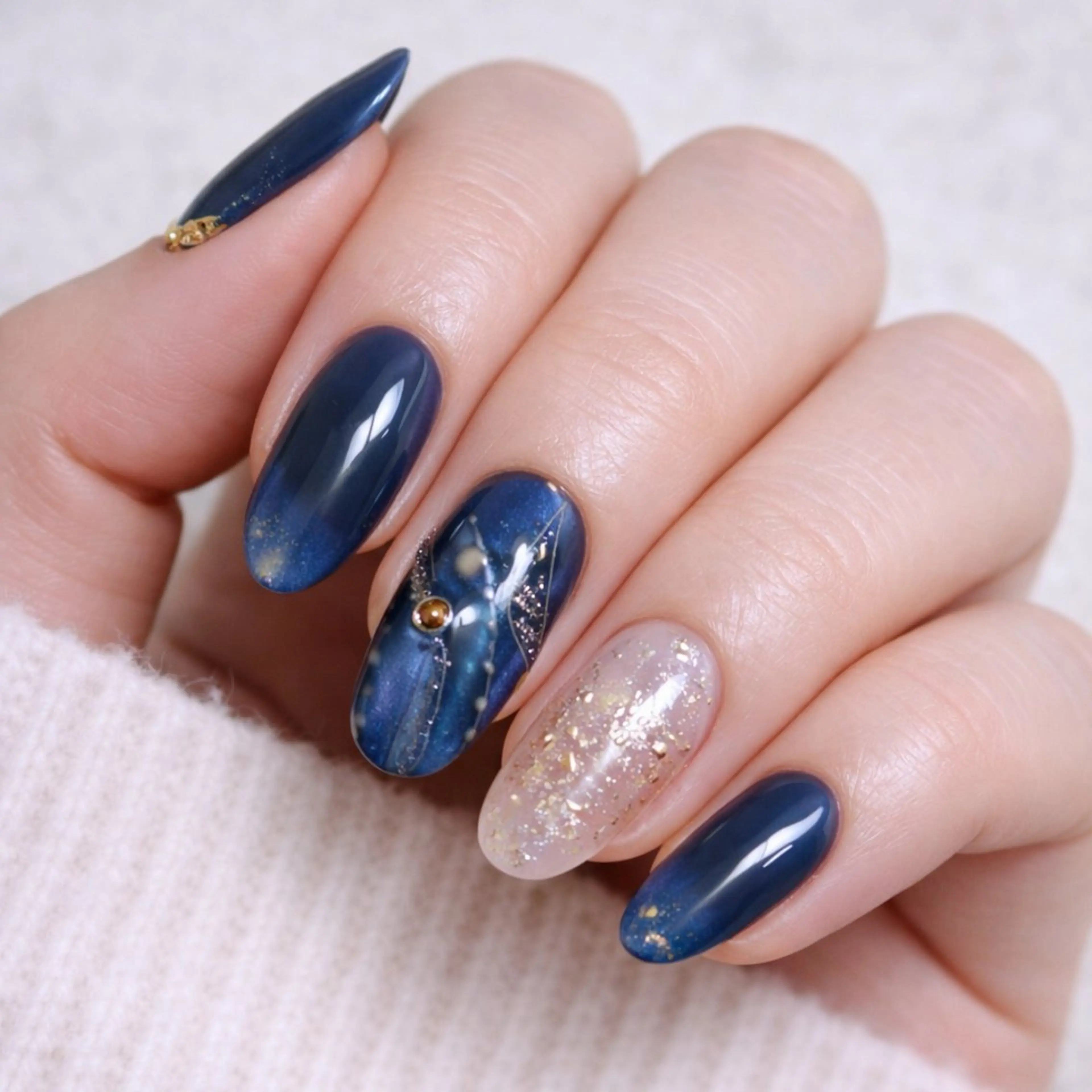 ネイル アートネイル ブルー ニュアンスネイル ハンドネイル Kii nailのネイルデザイン