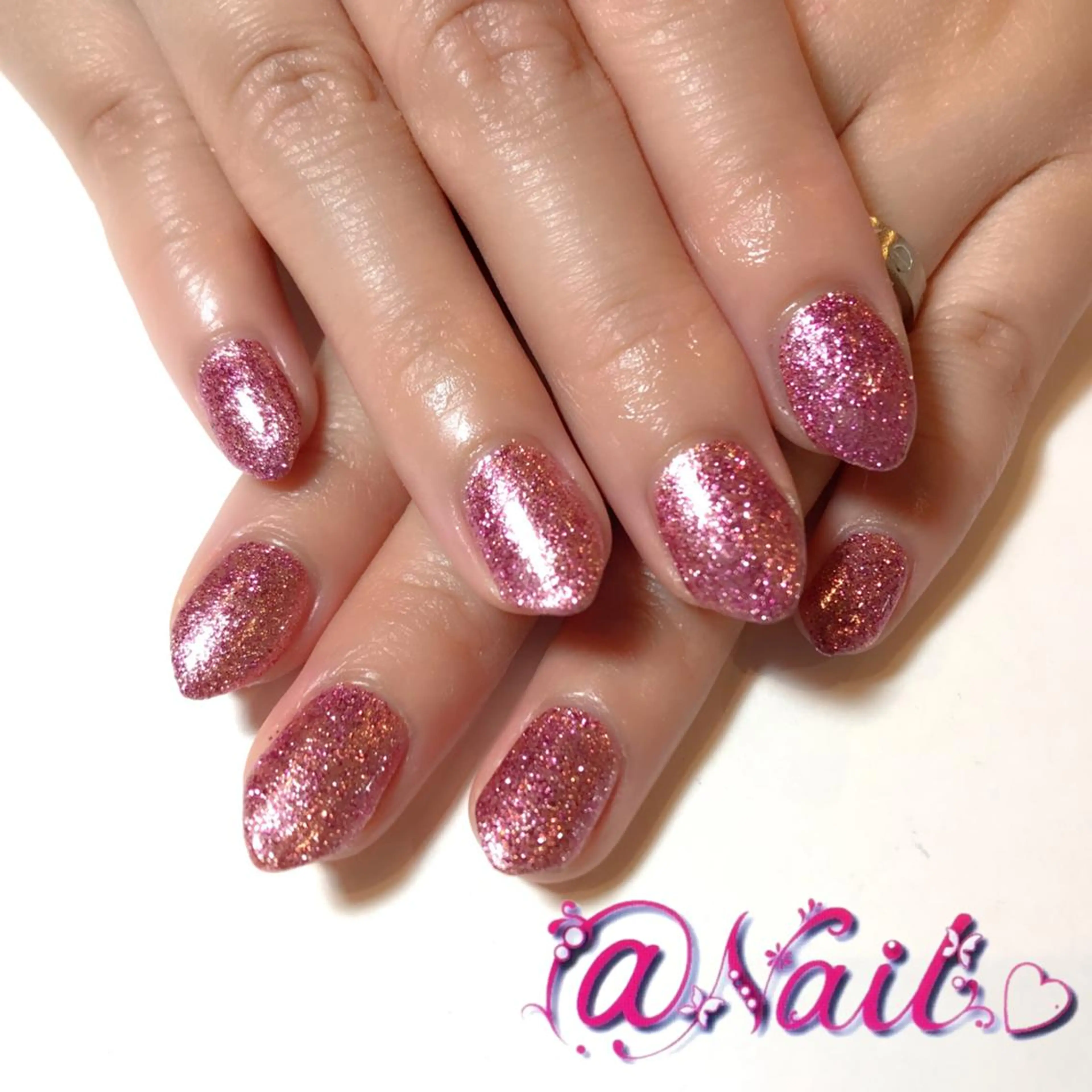 ネイル 小尾 栞のネイルデザイン