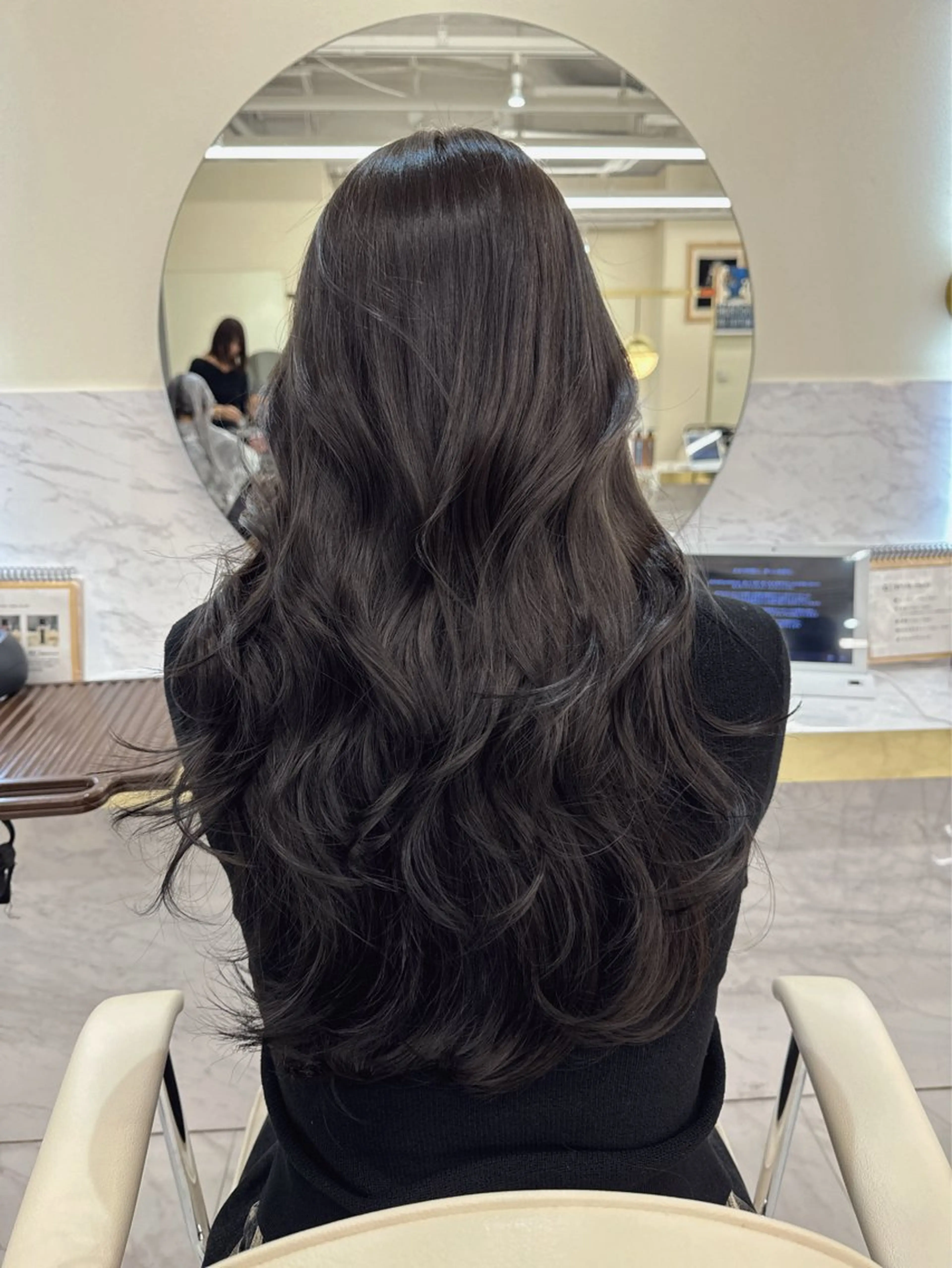 セミロング カラー ヘアアレンジ ブリーチ グレージュ ブリーチなしカラー カット ヘアカラー トリートメント 髪質改善特化 🫧松野力也のヘアスタイル