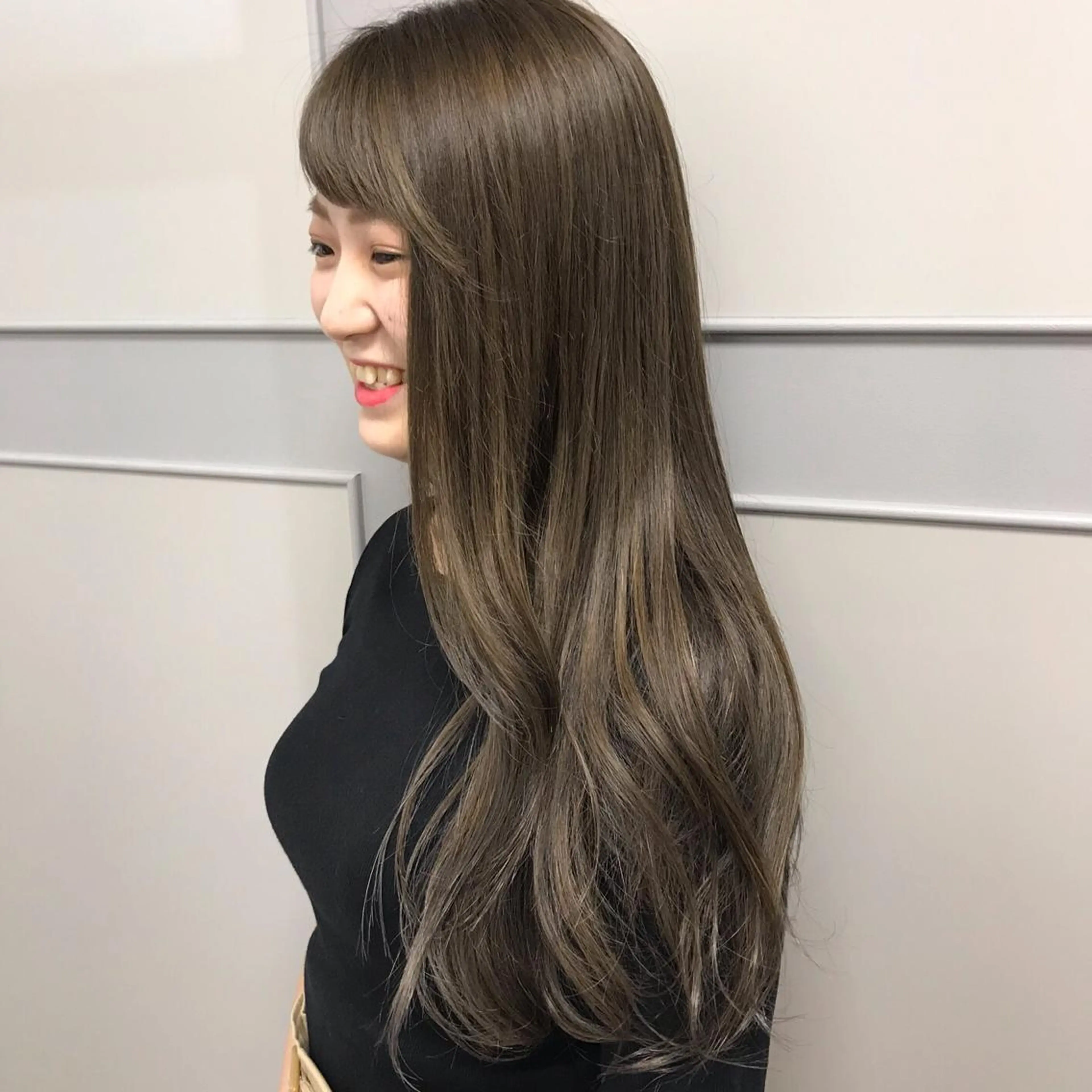 ロング カラー トリートメント HARUNA🤍 大人ショートヘアのヘアスタイル