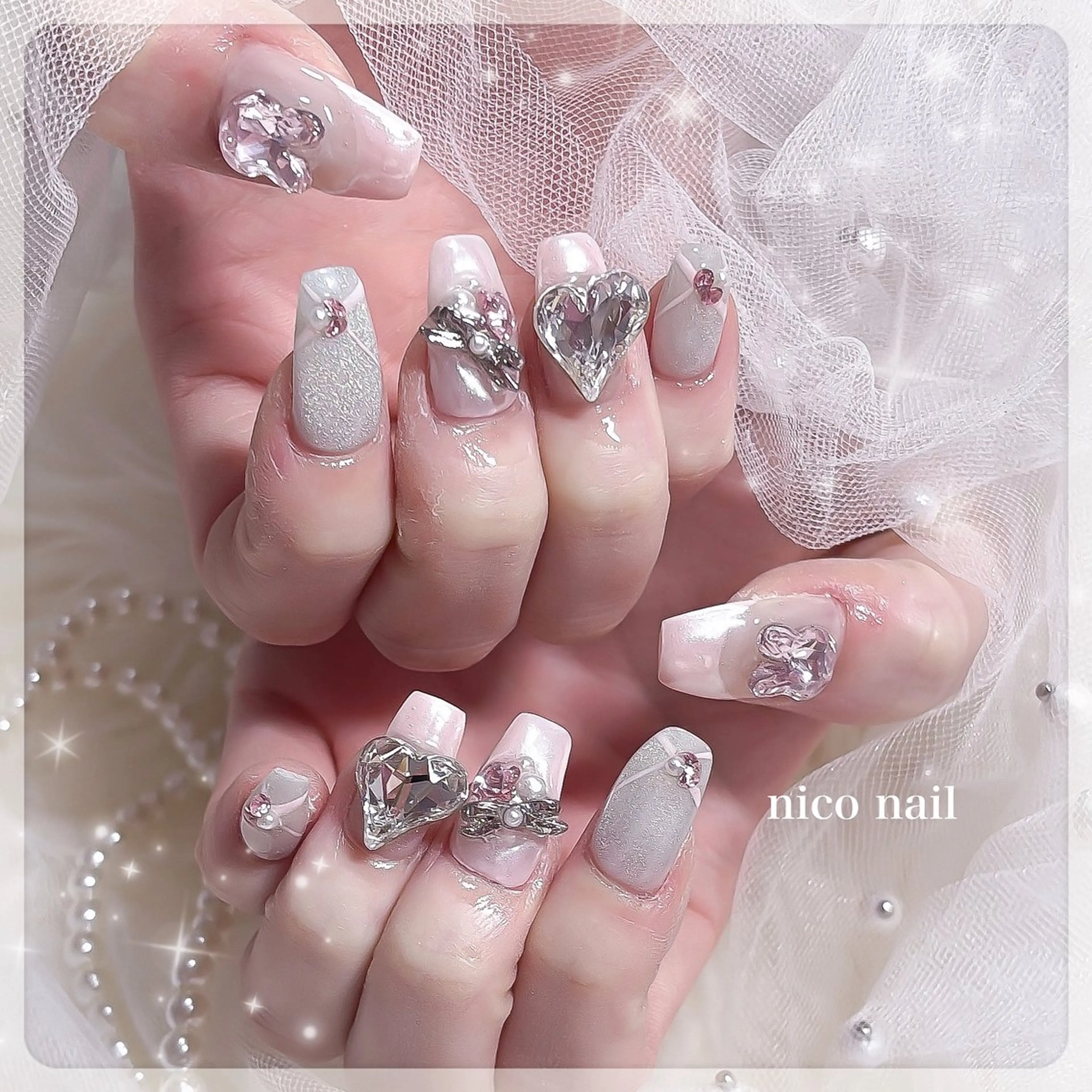 ネイル ミラーネイル ピンク ホワイト ハンドネイル 三鷹🎀韓国ネイル/ niconail🪄のネイルデザイン