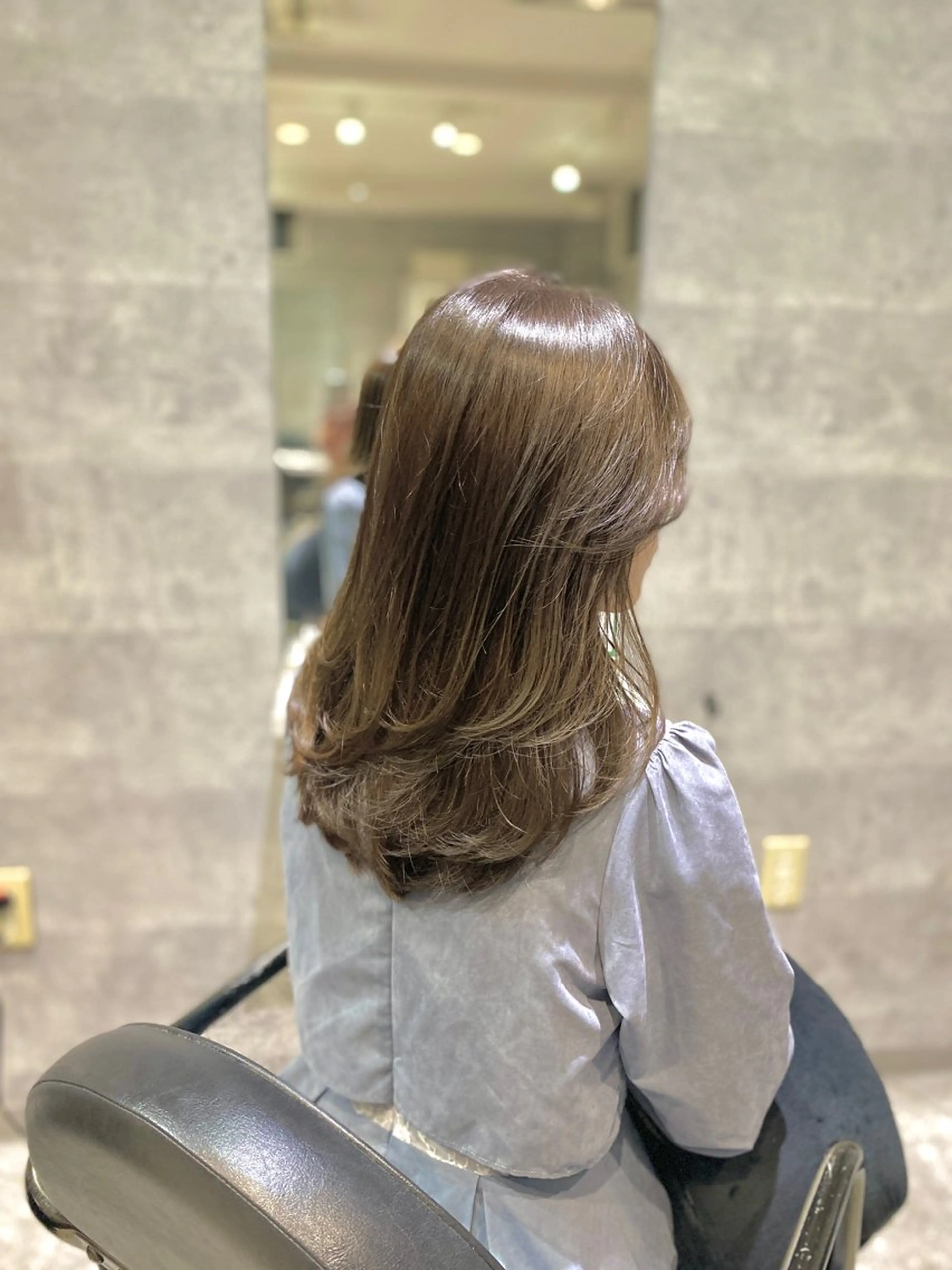 ミディアム レイヤーカット カット ヘアカラー _WHITE難波店[アンダーバーホワイト]所属・艶カラー/髪質改善 /韓国風/中村嘉秀のヘアスタイル