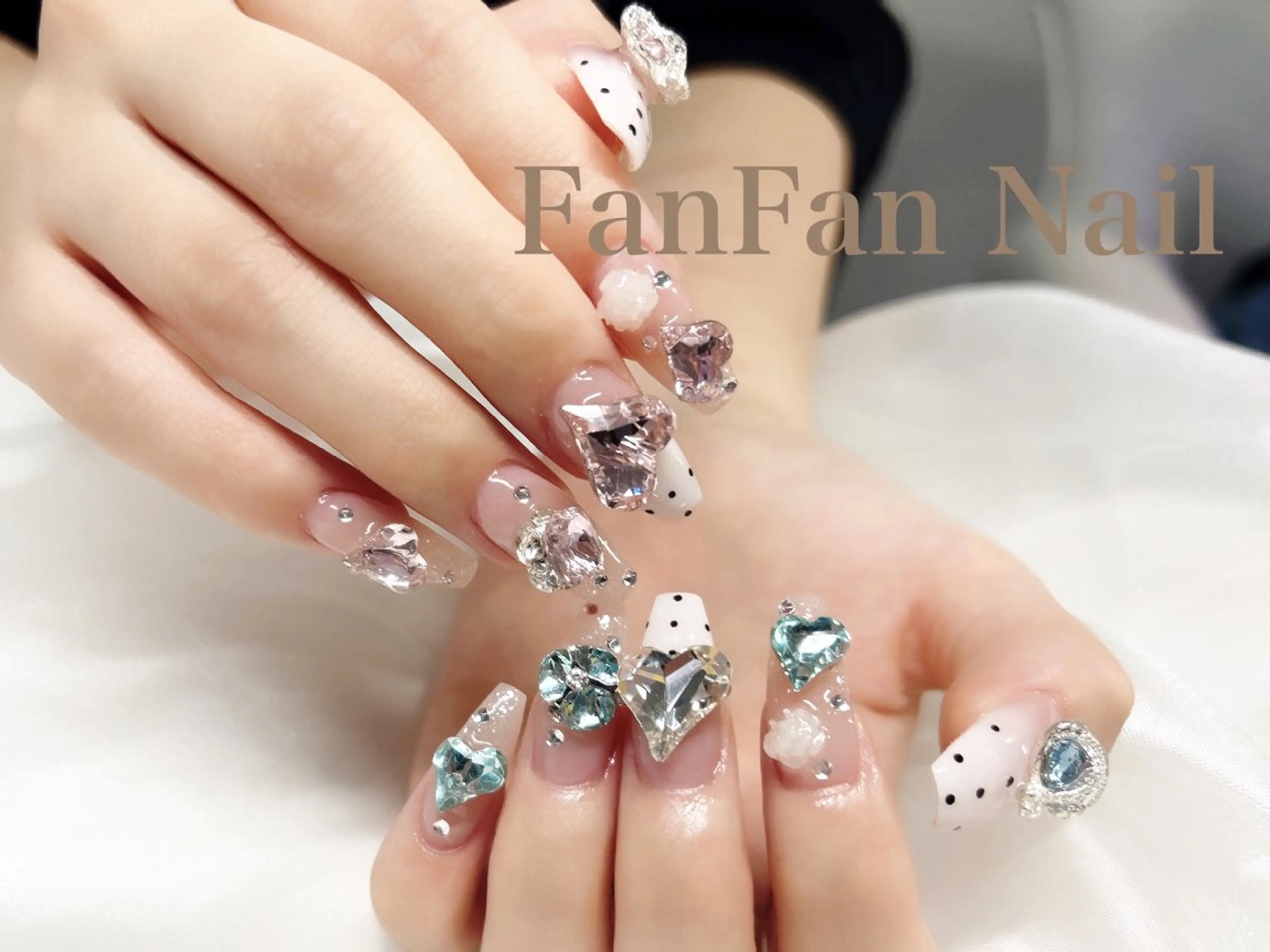 ネイル FanFan 長さ出し専門のネイルデザイン