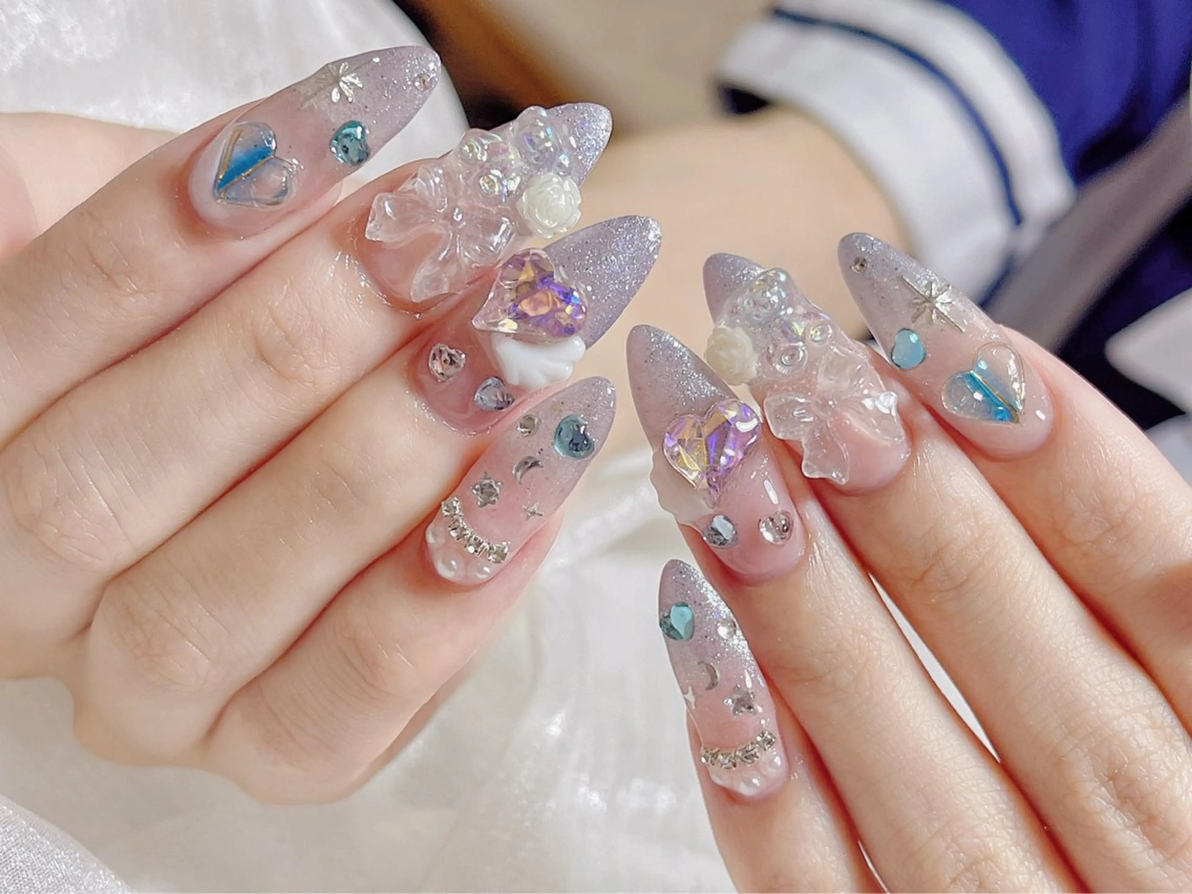 ネイル ハンドネイル 🎀ネイルサロン エクラYUI🎀のネイルデザイン