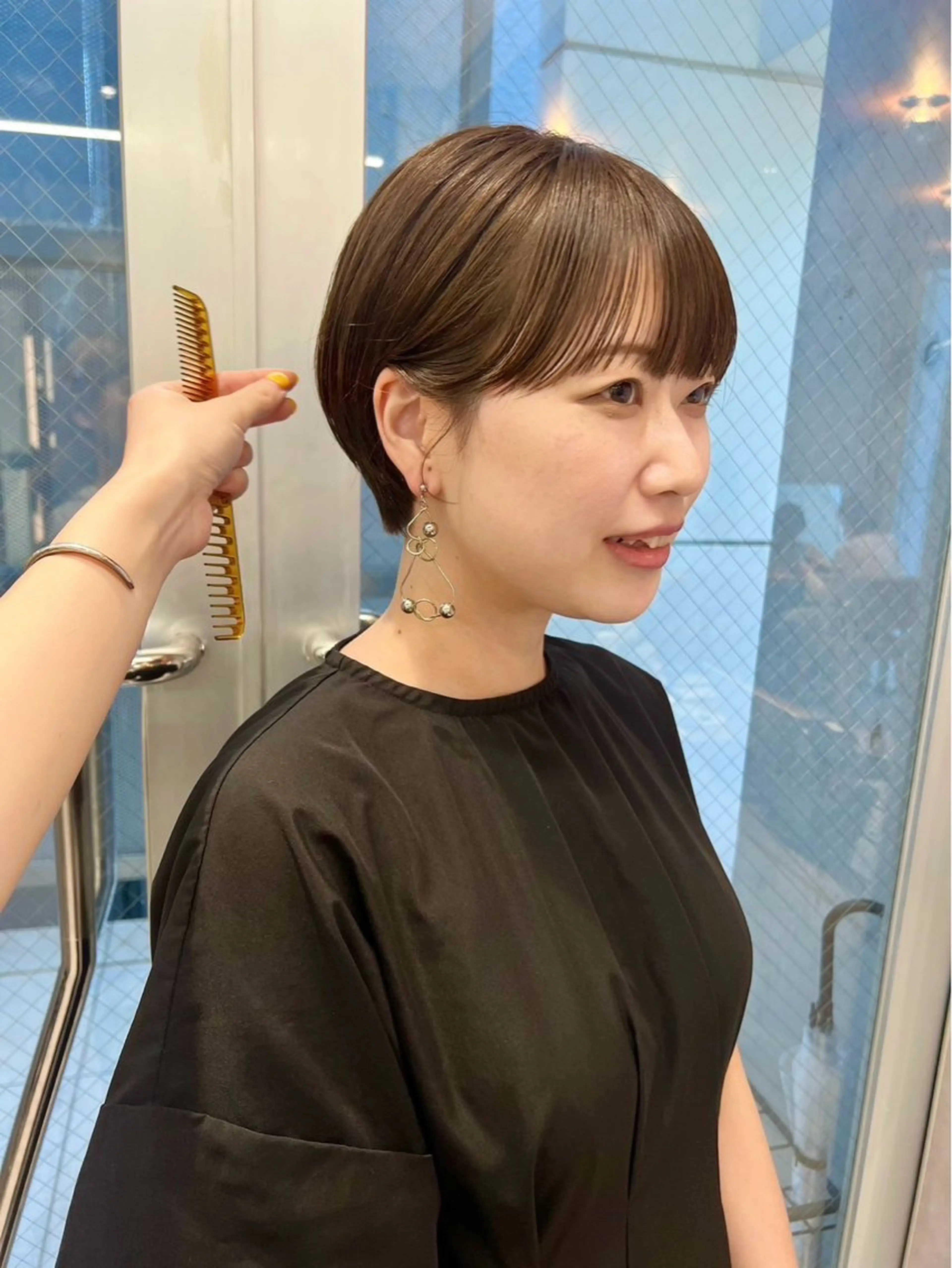 ショート 丸みショート ショートヘア カット センターパート/ 暖色カラーayuのヘアスタイル