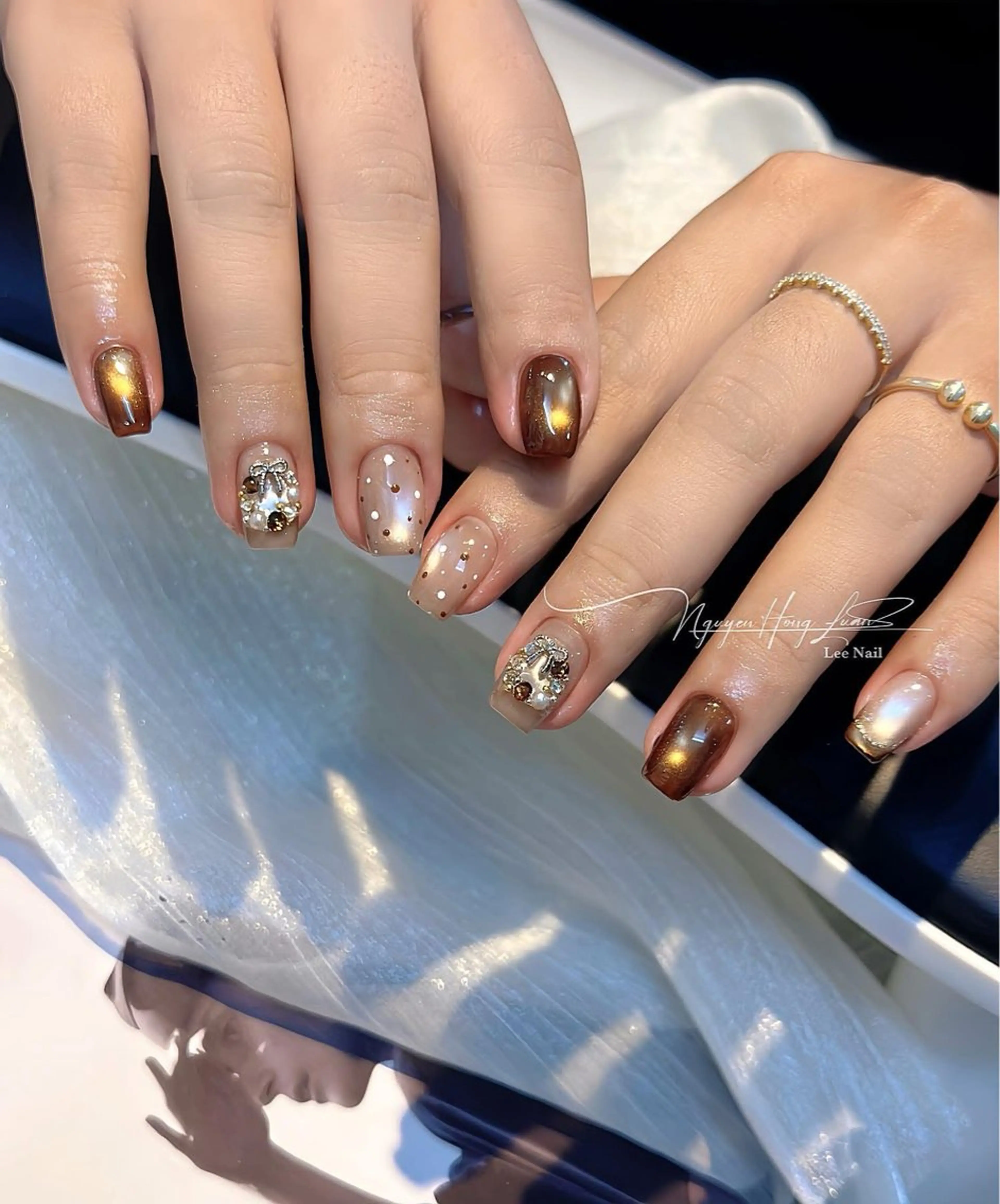 ミディアム タオ タオ Nailのネイルデザイン