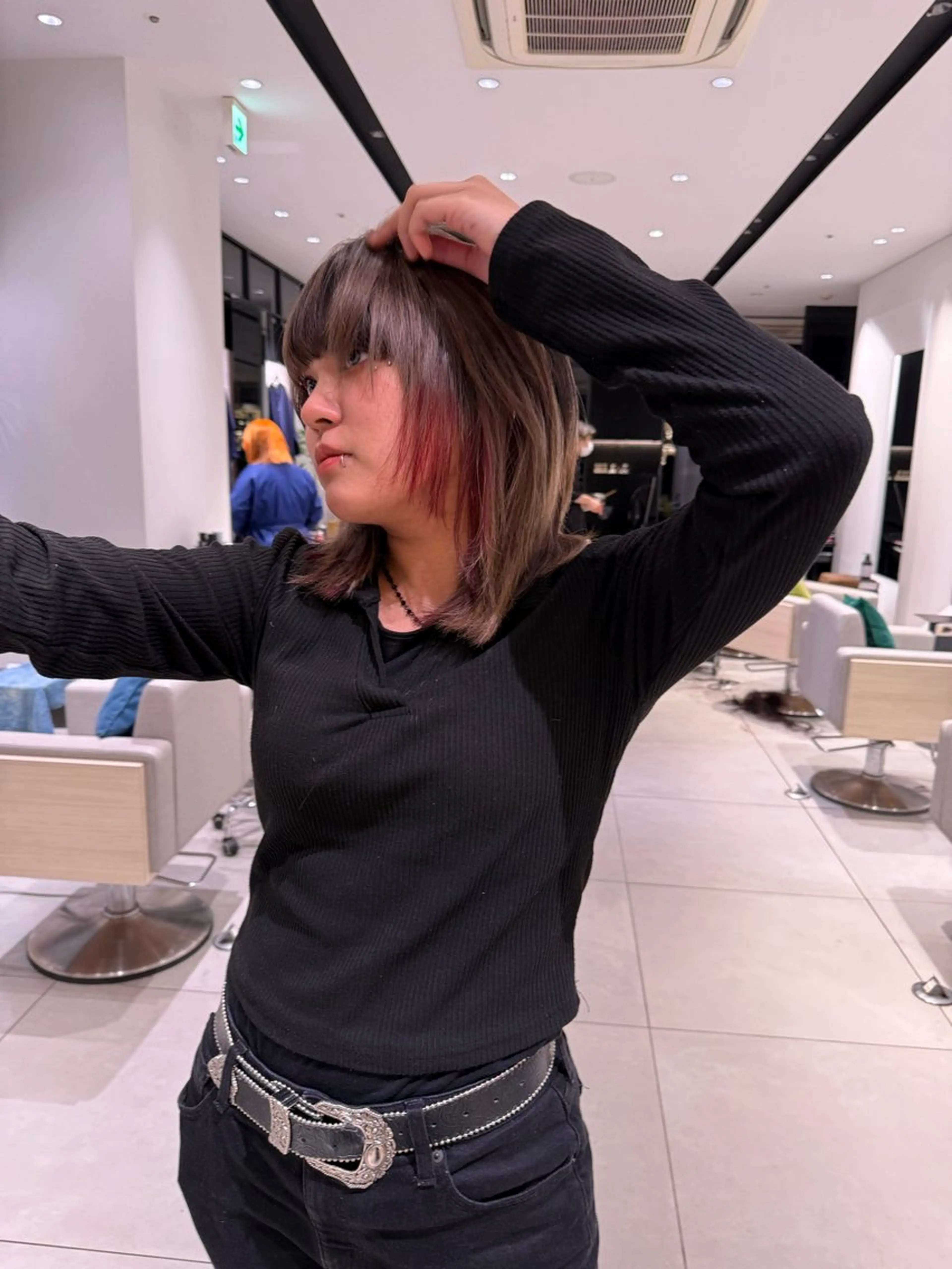 ミディアム カラー stair:case 武蔵小杉所属・髪質改善/ブリーチ 特化🧡‬‪田中颯士のヘアスタイル