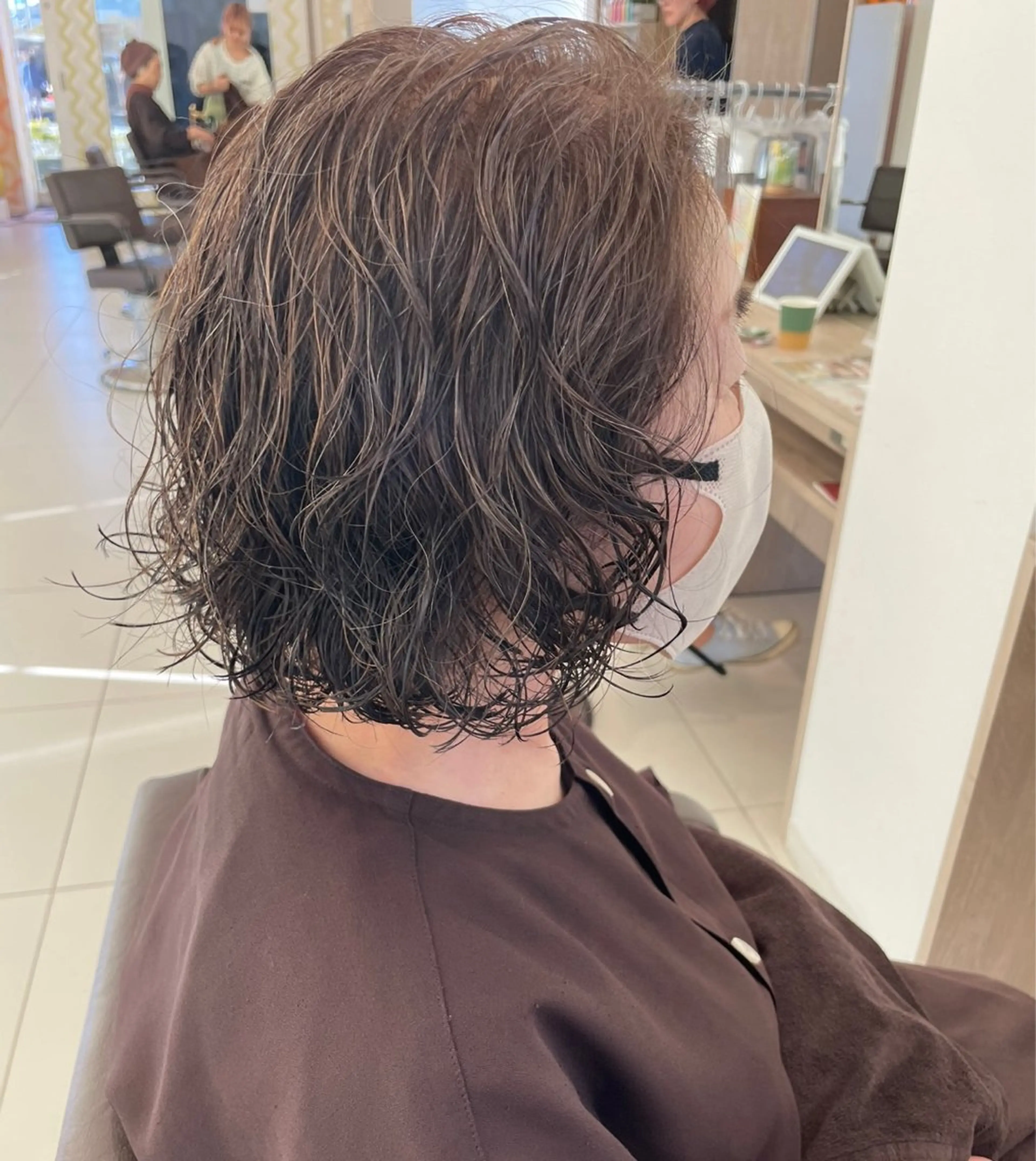 ミディアム カラー 鶴岡で縮毛矯正なら お任せ！ハヤシナオミのヘアスタイル