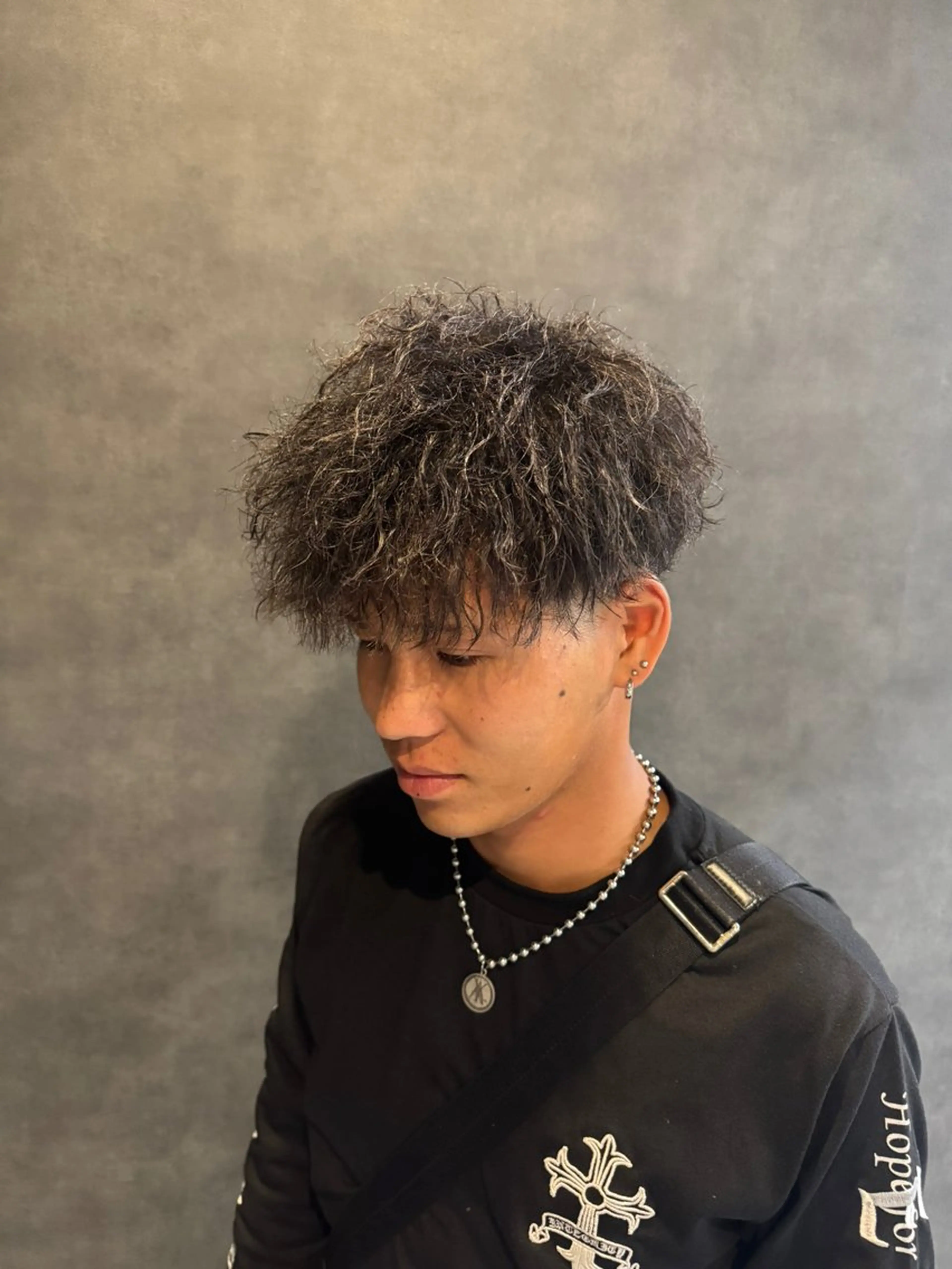 ショート パーマ メンズ マッシュ ショートヘア カット パーマ vo_no所属・原田 尚満 メンズヘア特化のヘアスタイル