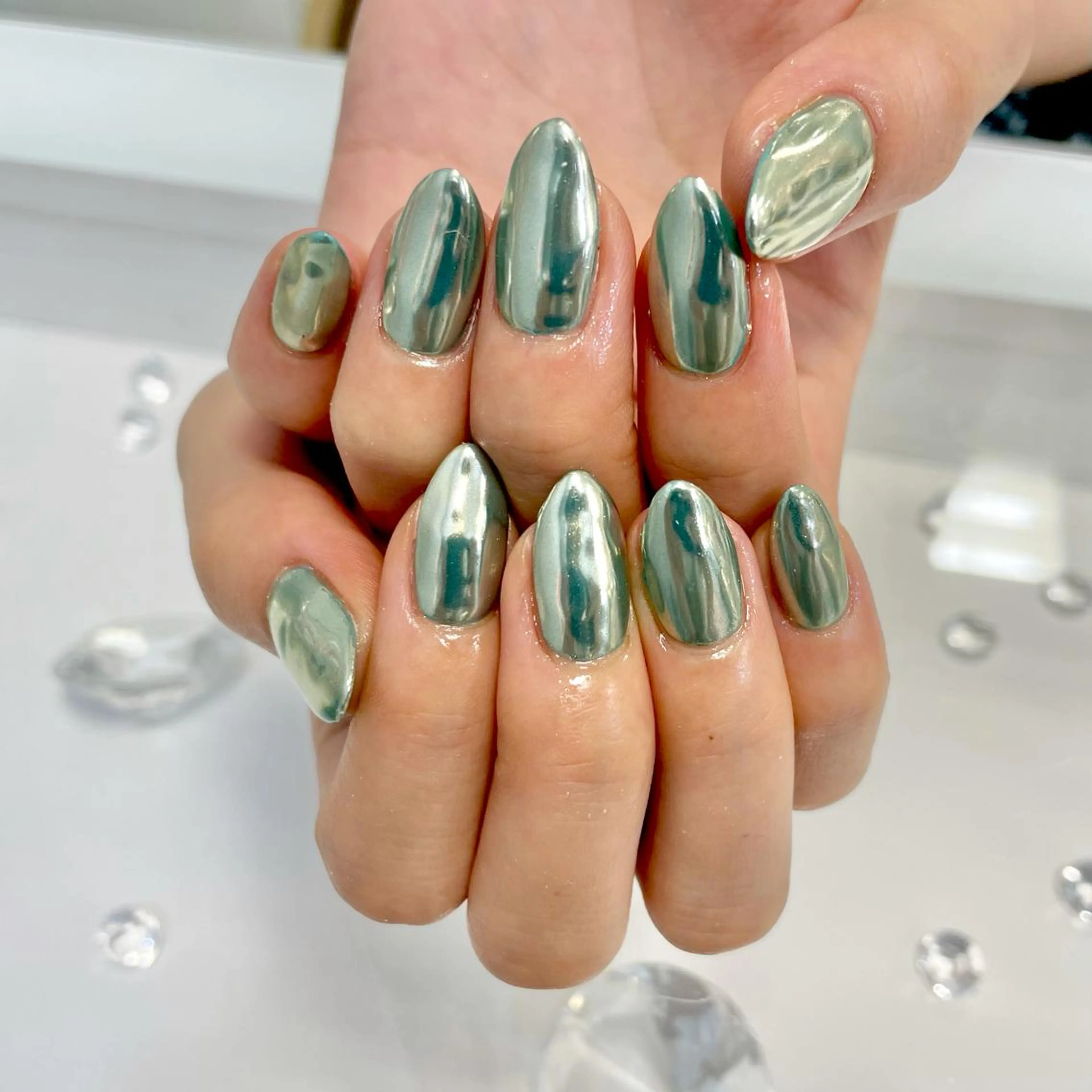 ネイル e+LUCIA NAIL関内店所属・花岡 佑紀のネイルデザイン