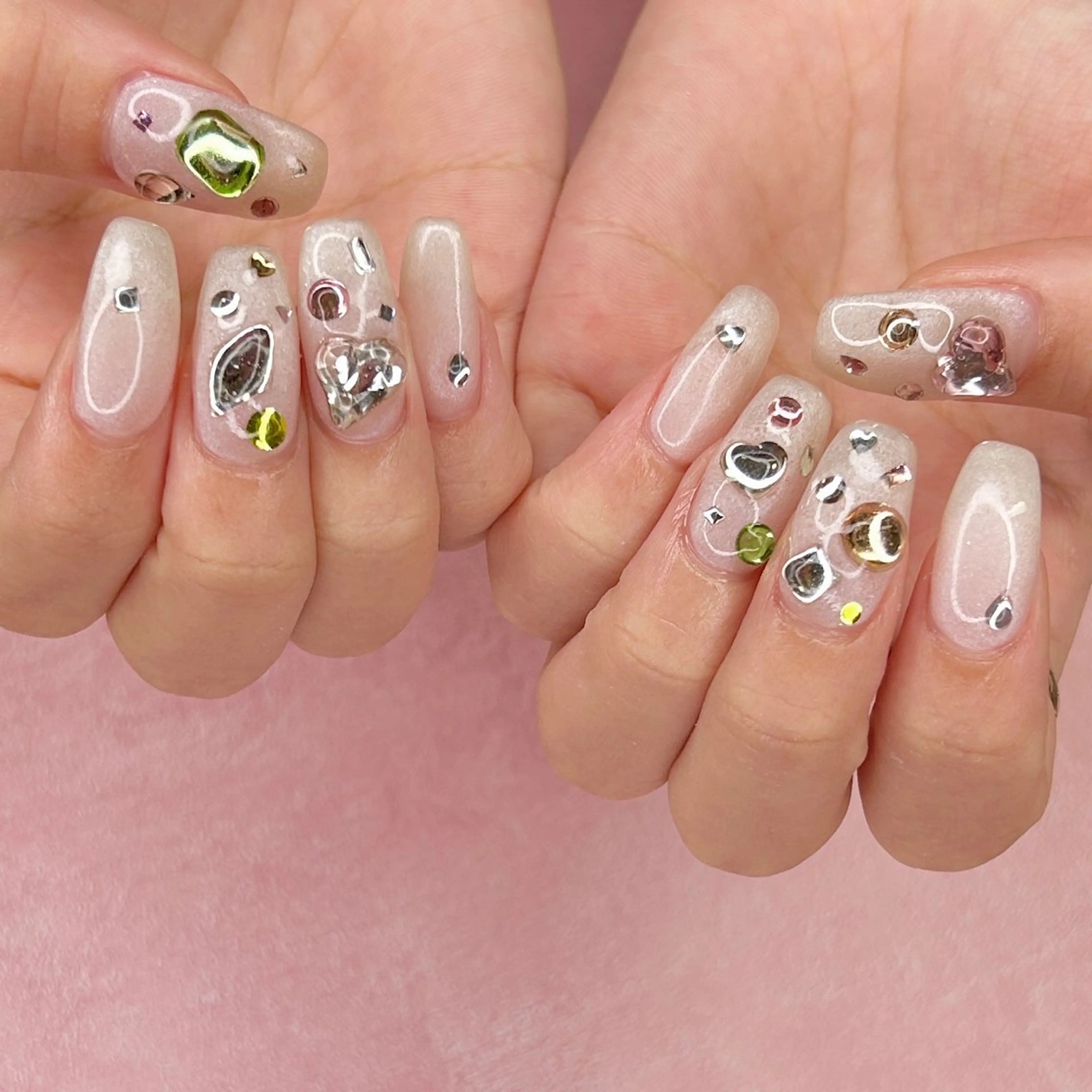 ネイル ハンドネイル フットネイル ease NAIL SALONのネイルデザイン
