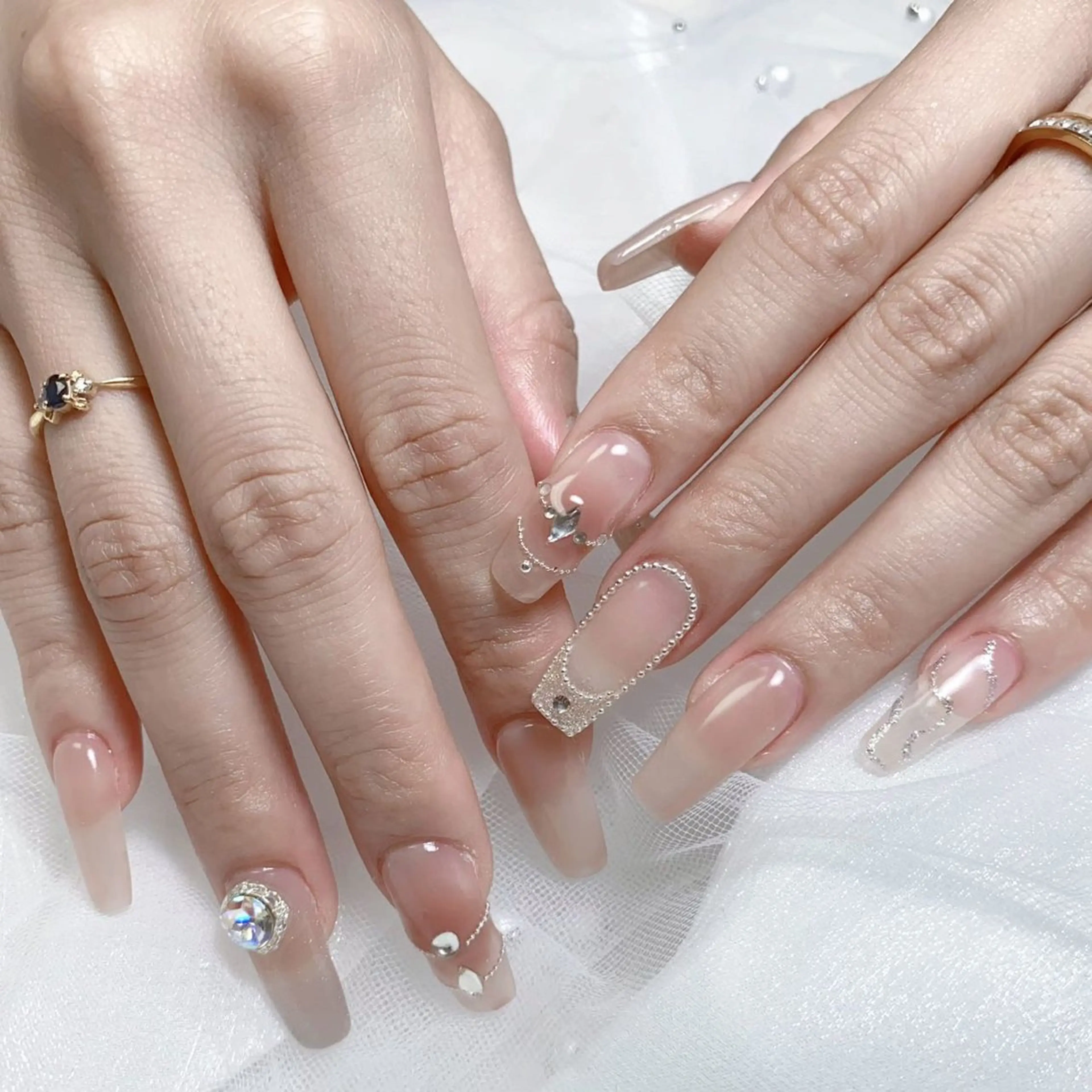 ネイル 持ち込み ハンドネイル Nail salon 木にいるのネイルデザイン