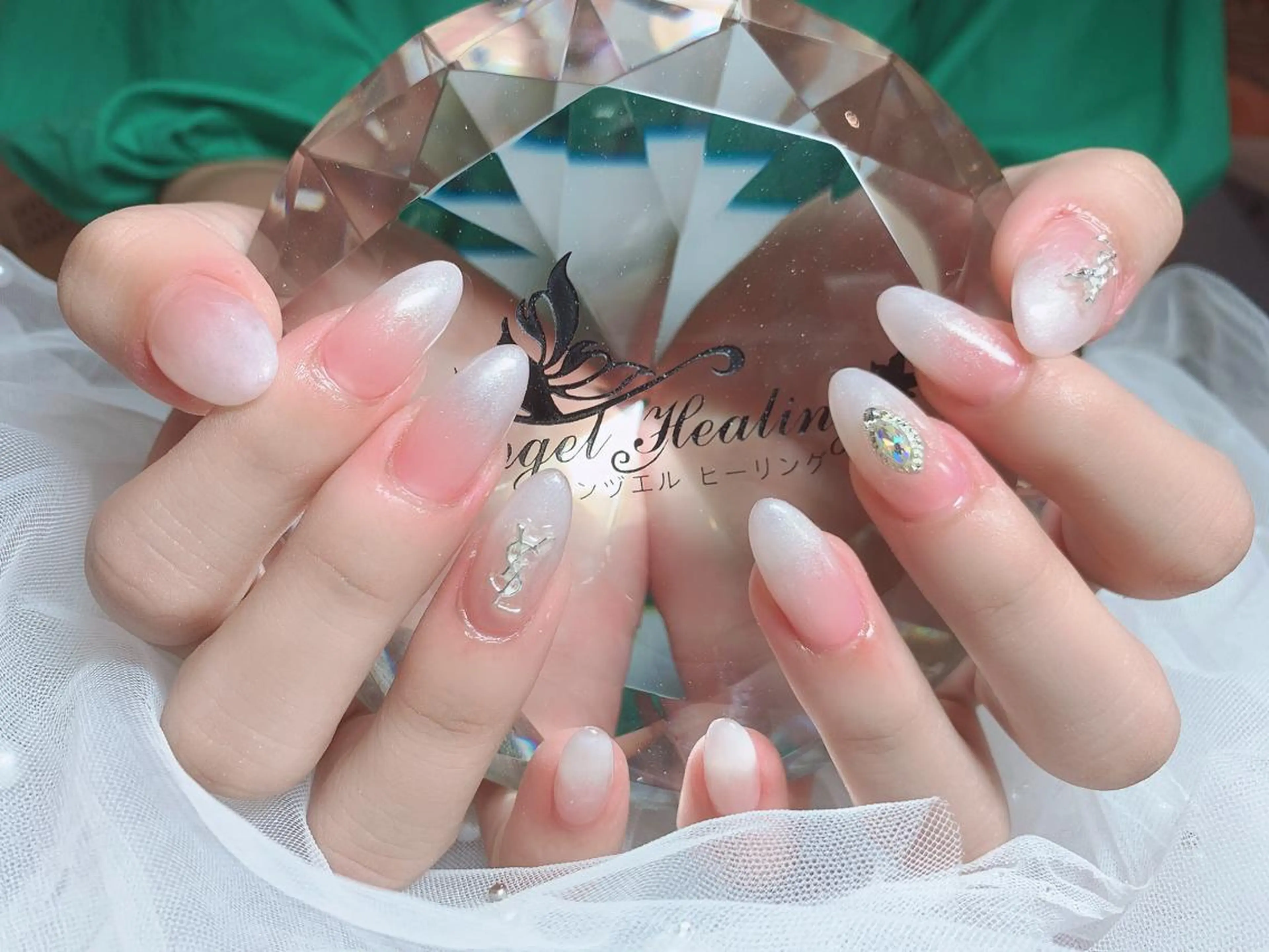 ネイル エンジェル ヒーリング 矢場町店のネイルデザイン