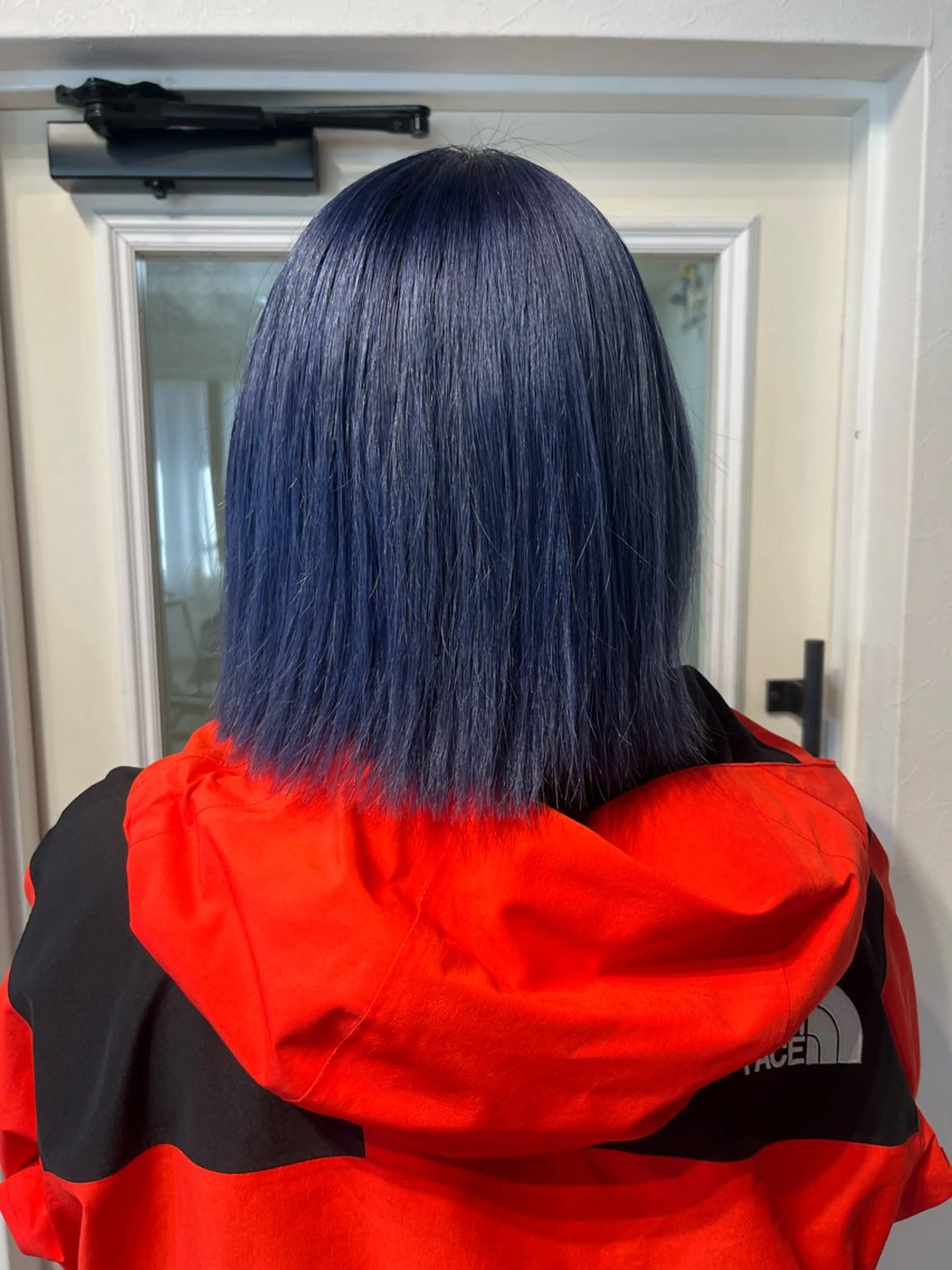 カラー ブリーチ annuy aoiのヘアスタイル