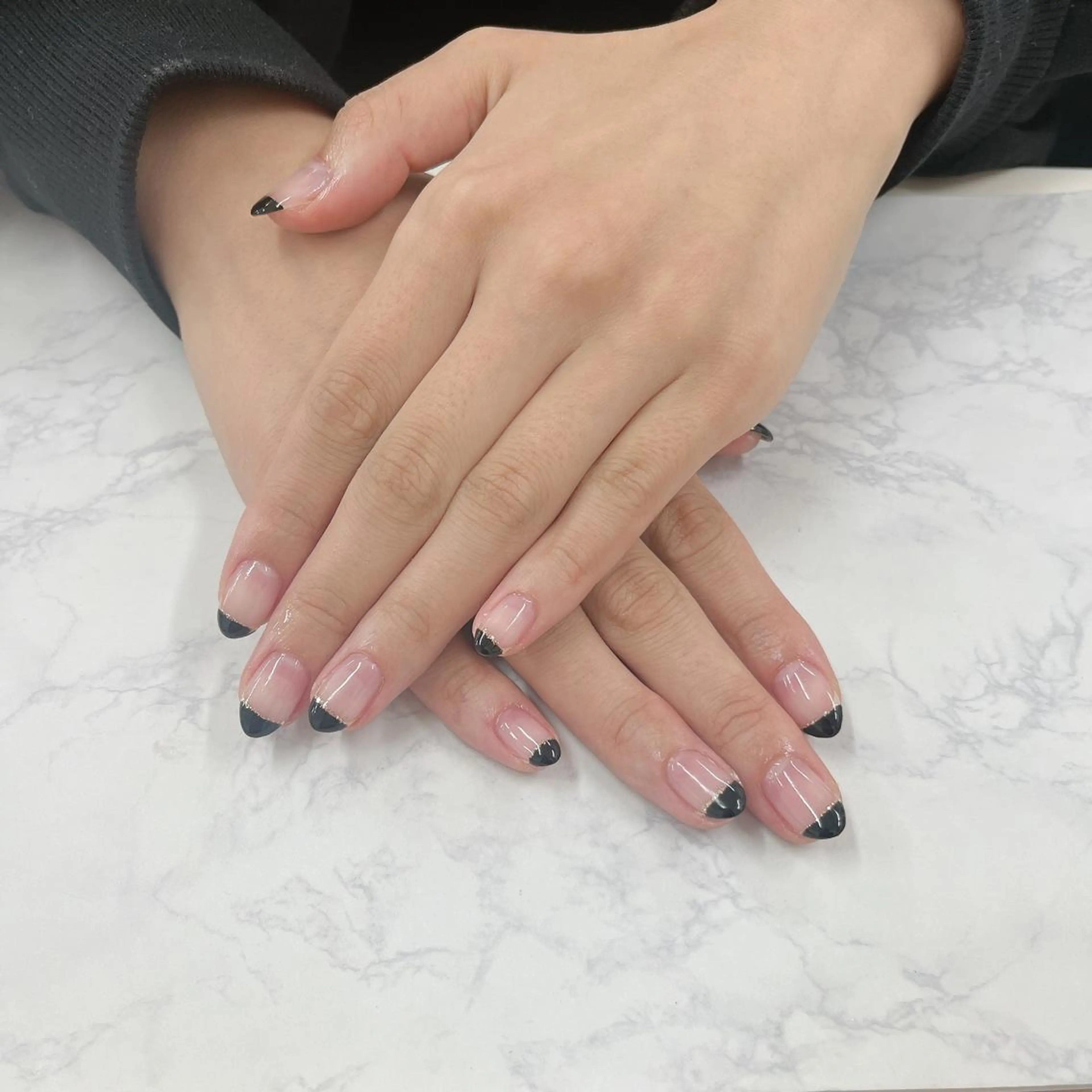 ネイル フレンチネイル ラメ(グリッター) シンプルネイル Bianca TORII🌞のネイルデザイン