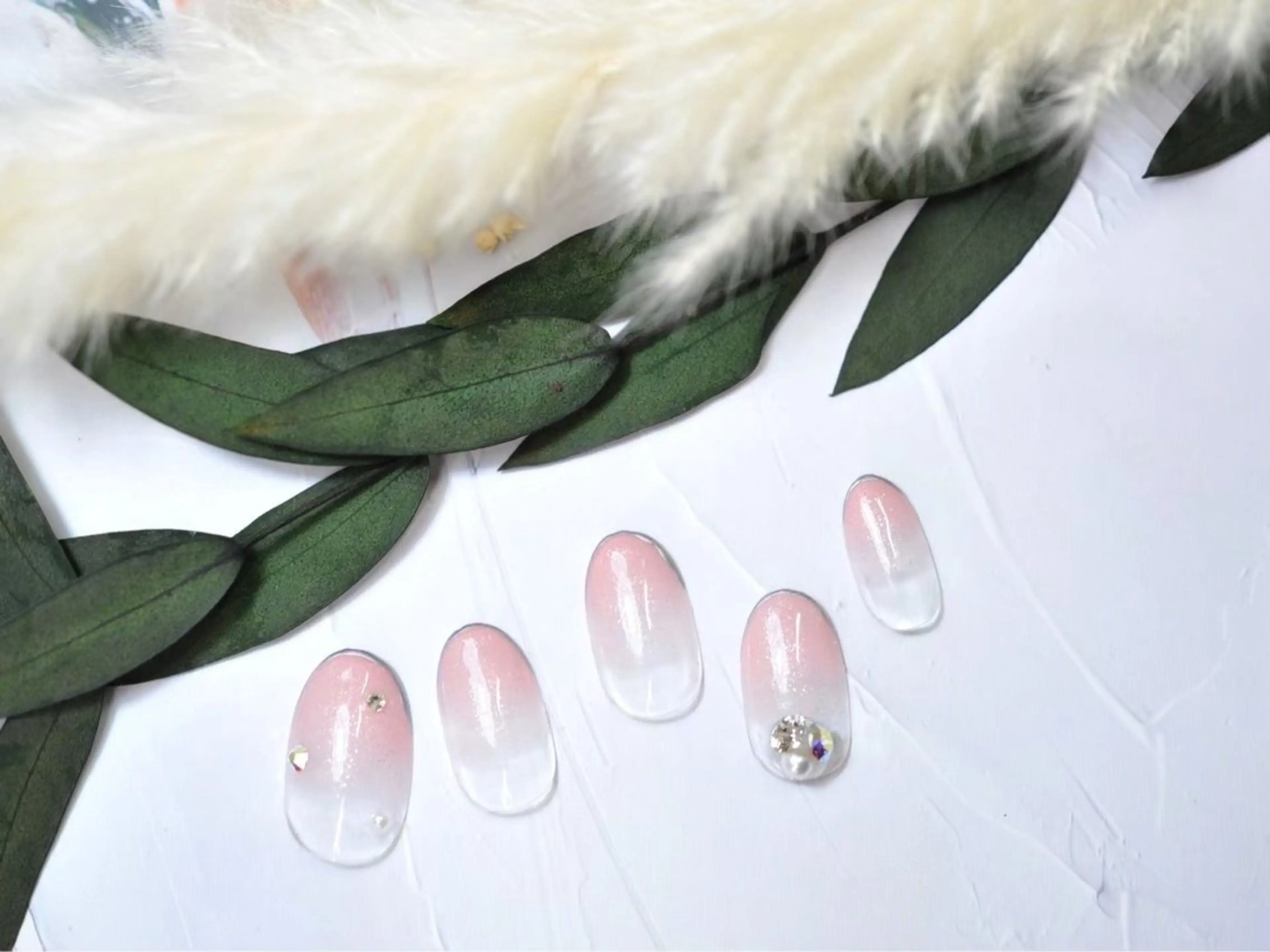 ネイル REMIA湘南台所属・REMIA 佐藤のネイルデザイン