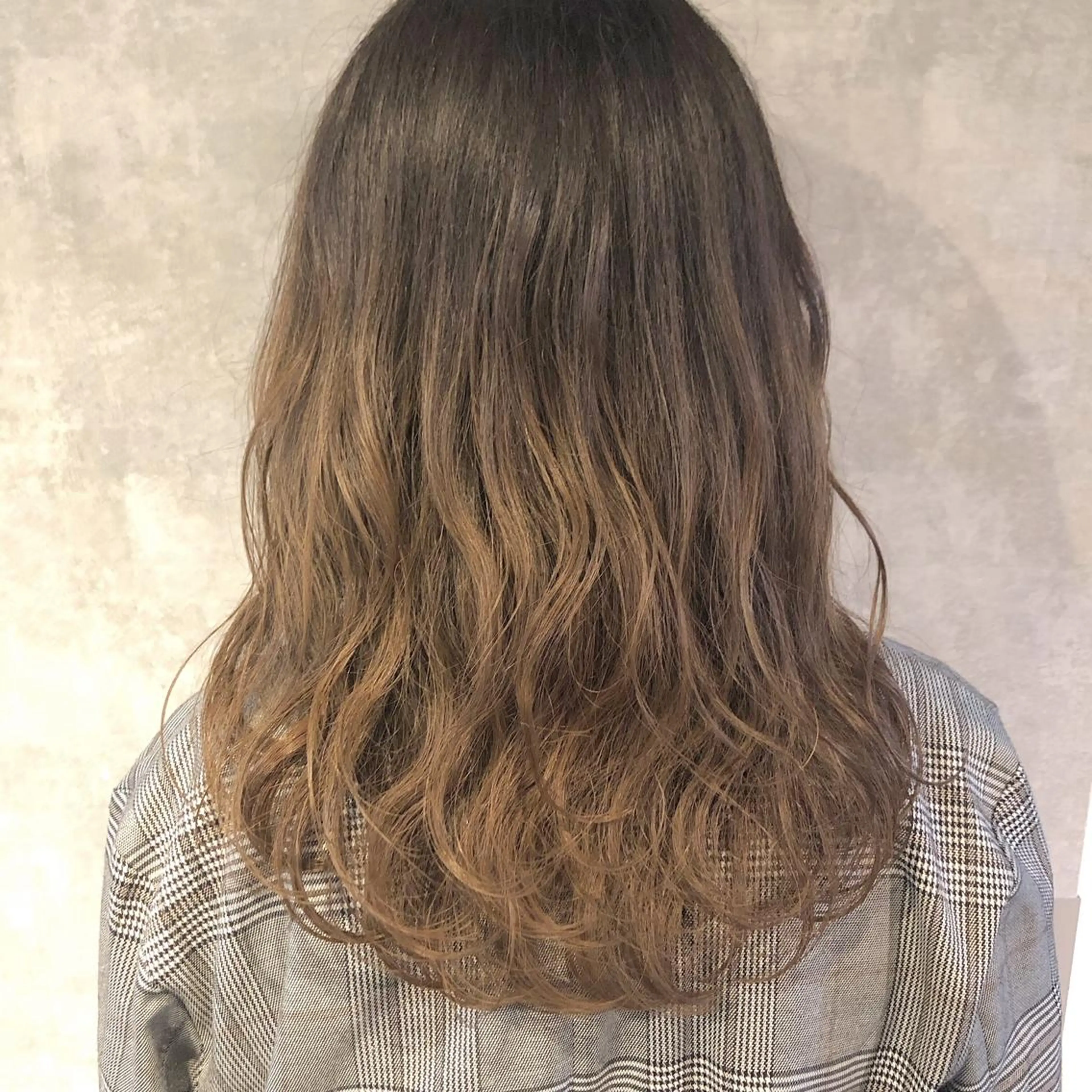 セミロング レイヤーカット❤︎ 韓国ヘア❤︎YUKAのヘアスタイル