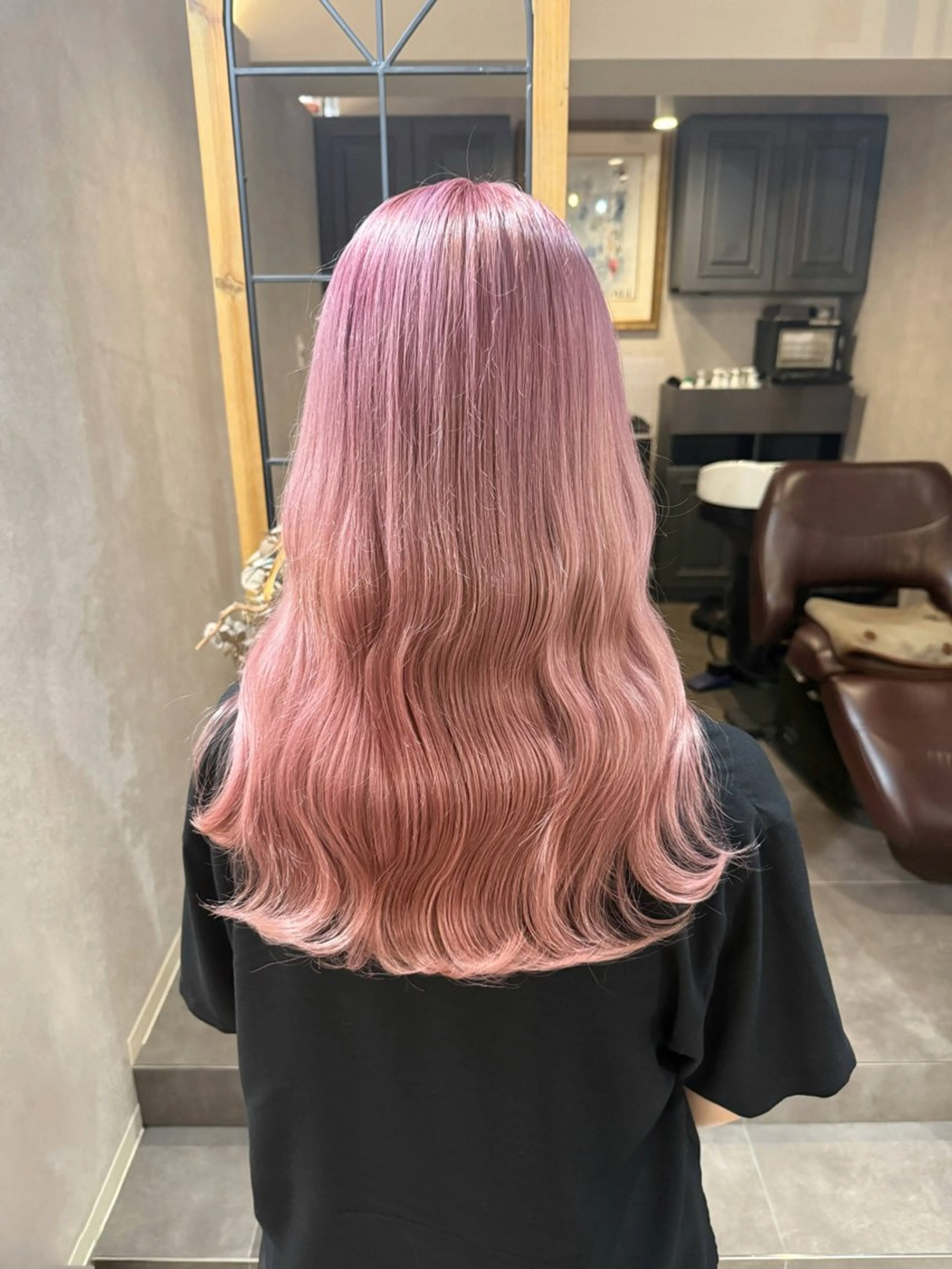 【1周年記念】U24🎀ブリーチ＋艶カラーの写真