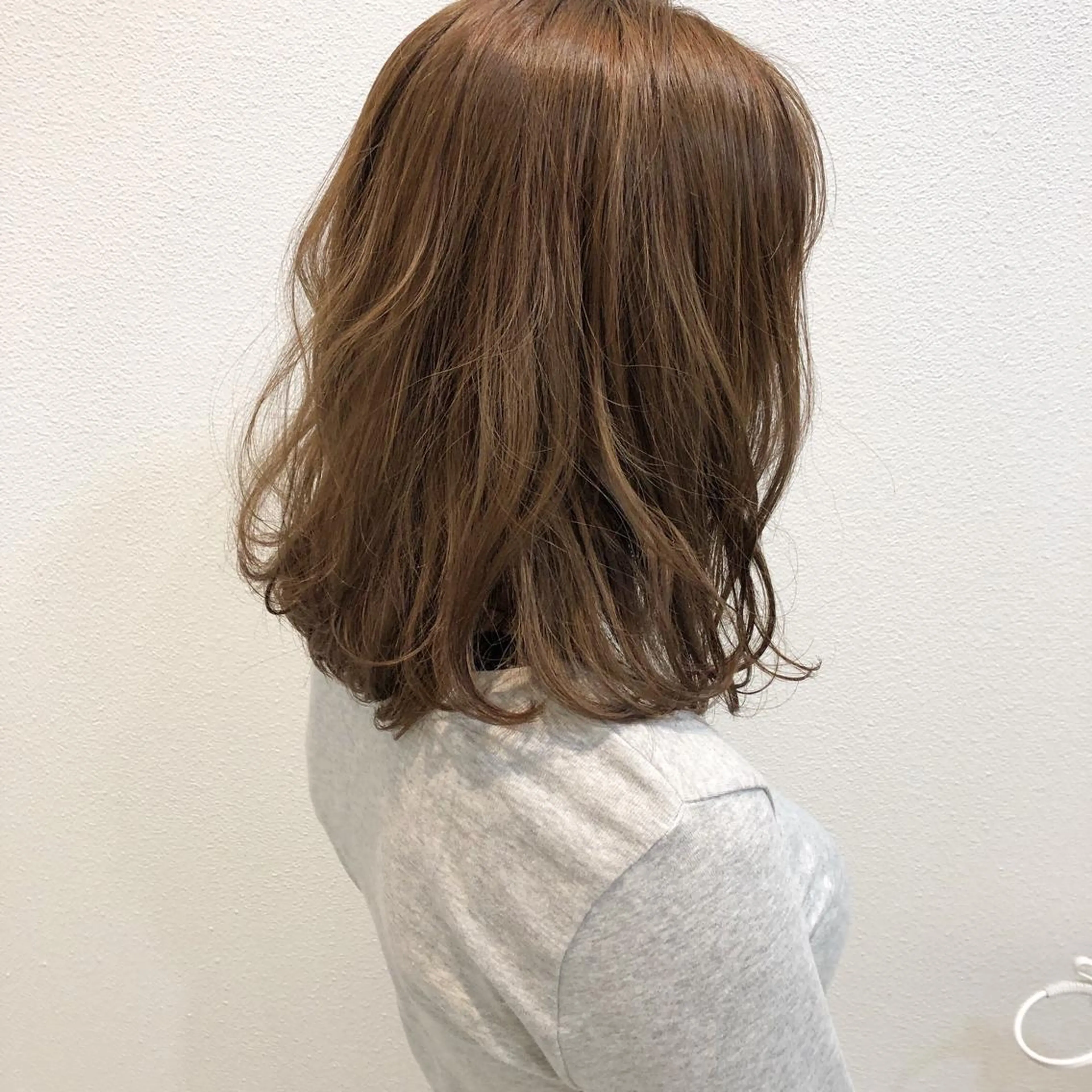 ミディアム カラー ベージュカラー ピンクカラー garland所属・柳田 駿のヘアスタイル