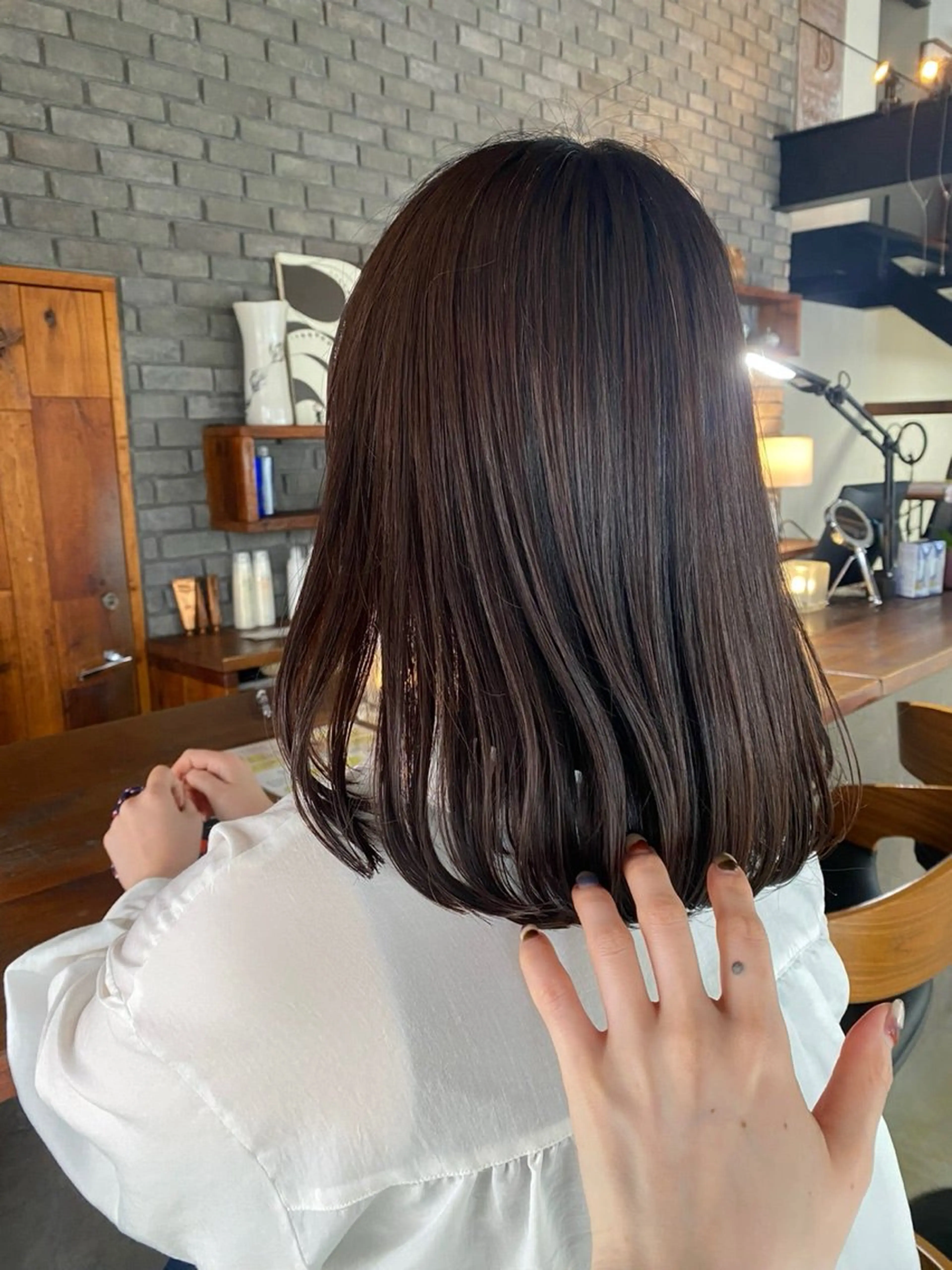 ミディアム 縮毛矯正、髪質改善 肘以上無料のヘアスタイル