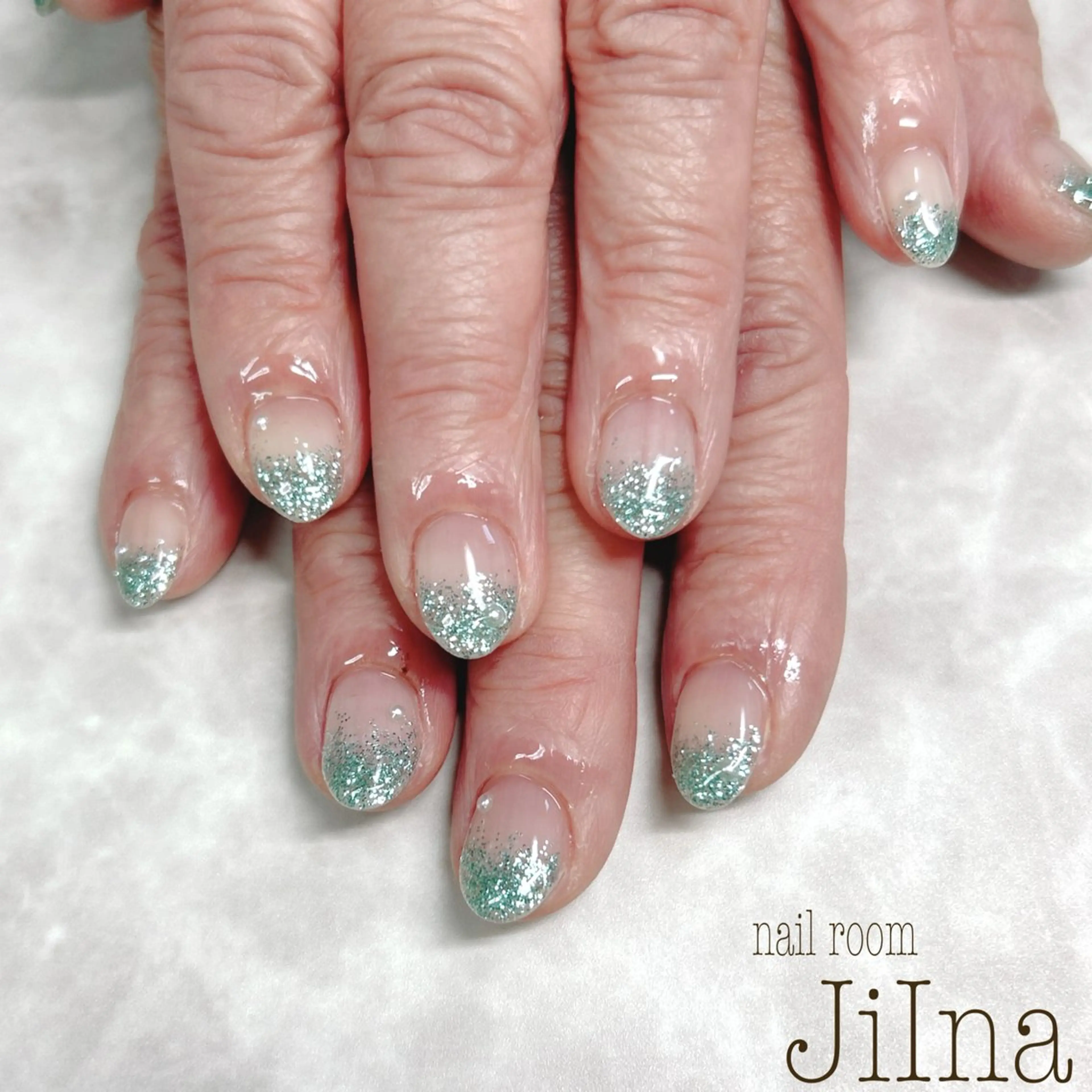 ネイル ラメ(グリッター) ラメグラデーション JiIna nailのネイルデザイン