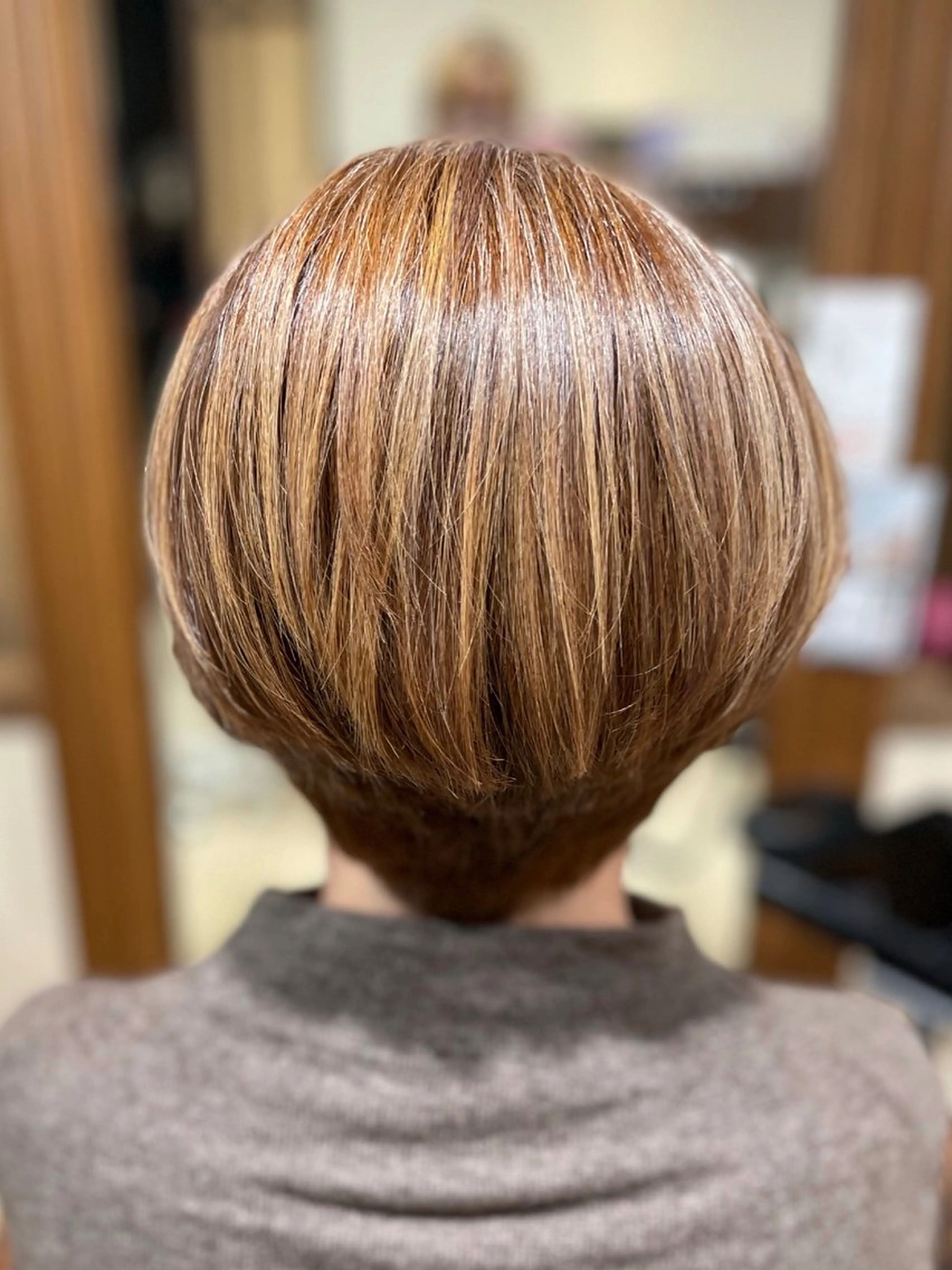 ショート カラー エイジングケア特化 美容師✂️山崎竜二のヘアスタイル