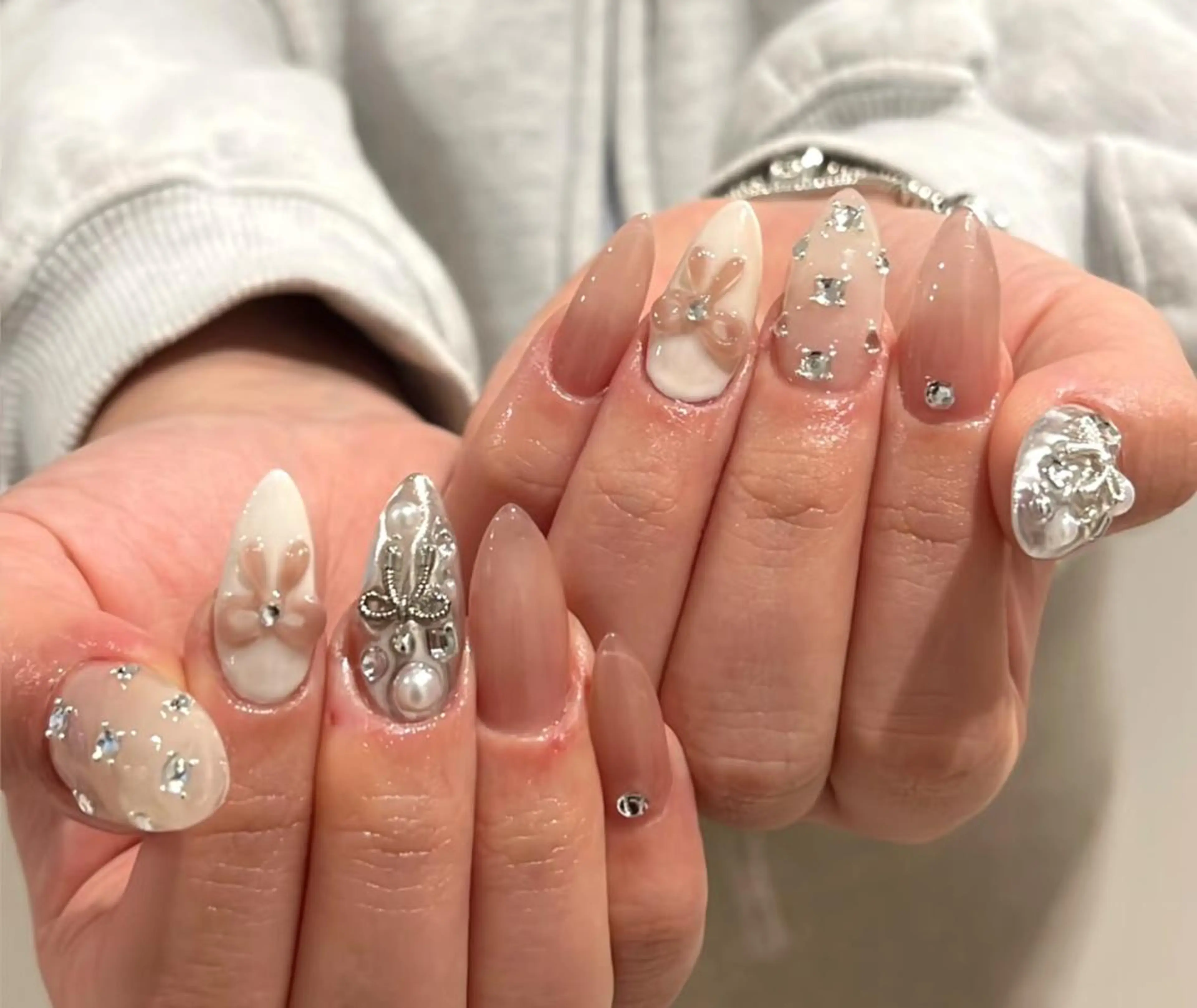 ネイル ハンドネイル ハンドケア 🍑 momo_nailのネイルデザイン