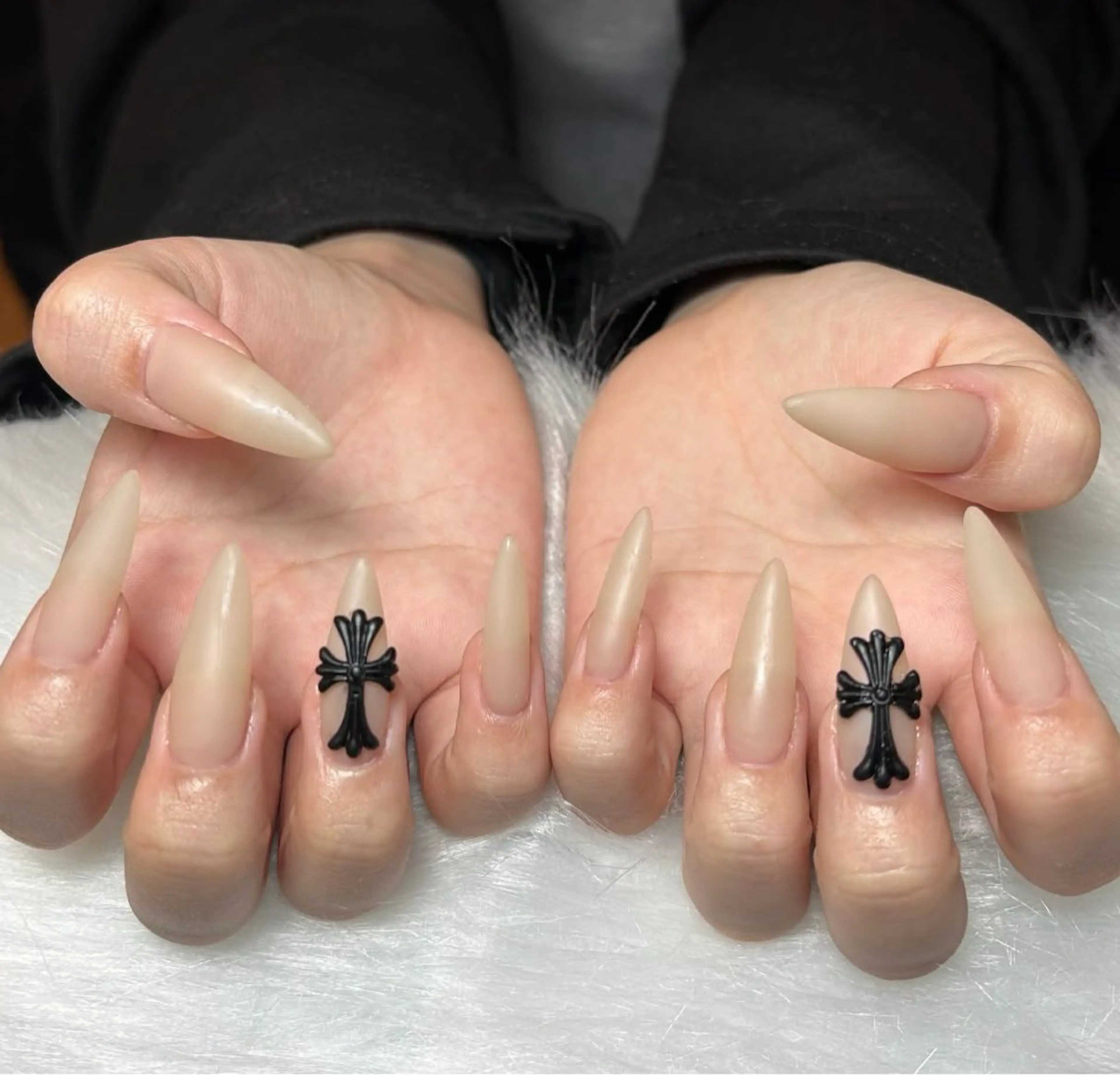 ネイル アートネイル 長さ出し ジェルネイル マグネットネイル ニュアンスネイル ハンドネイル Cloudy Chan Nailのネイルデザイン