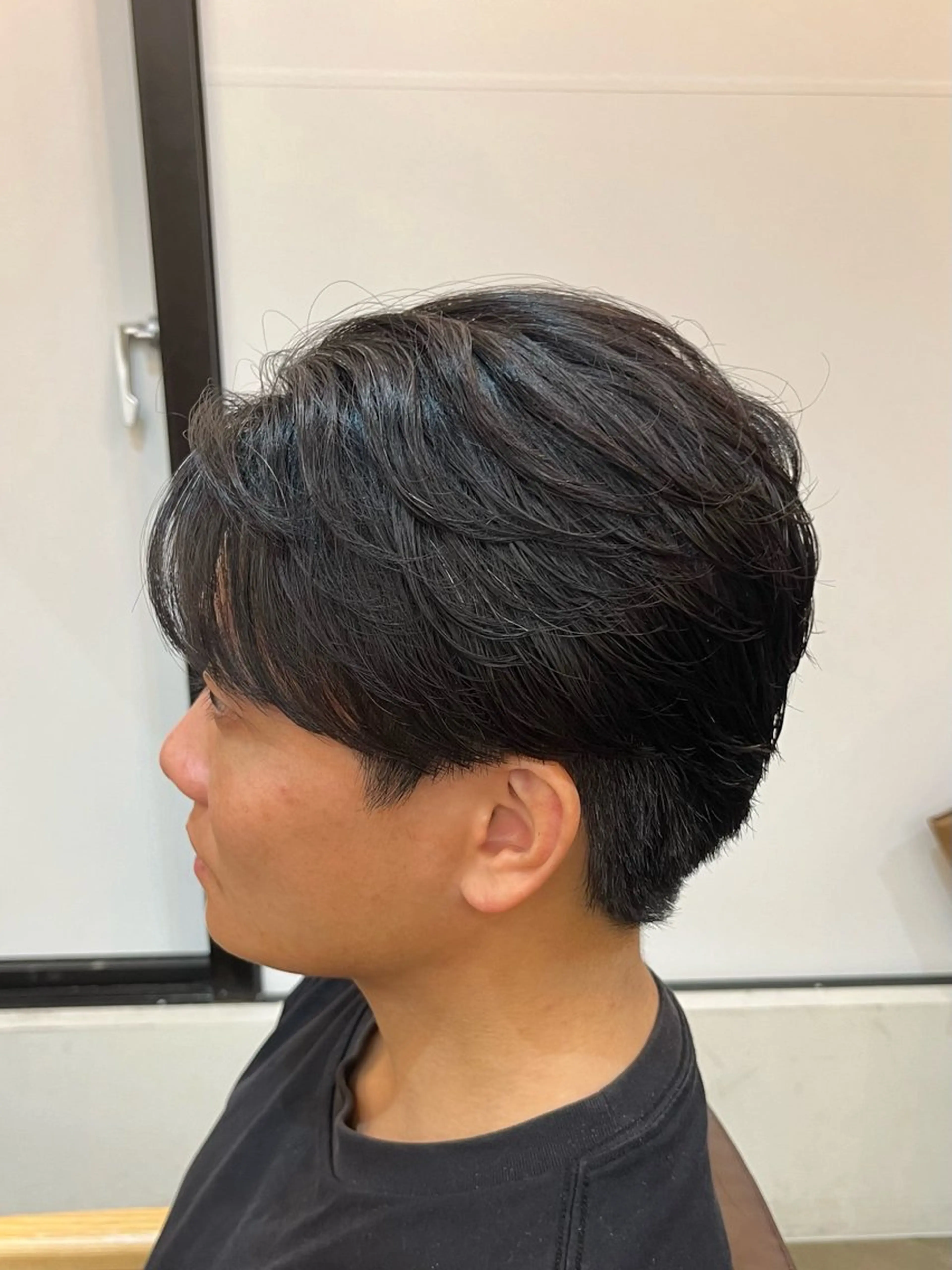 ショート パーマ メンズ 縮毛矯正 カット 縮毛矯正 韓国風メンズ/毛流れ ヘアなら須田龍世のヘアスタイル