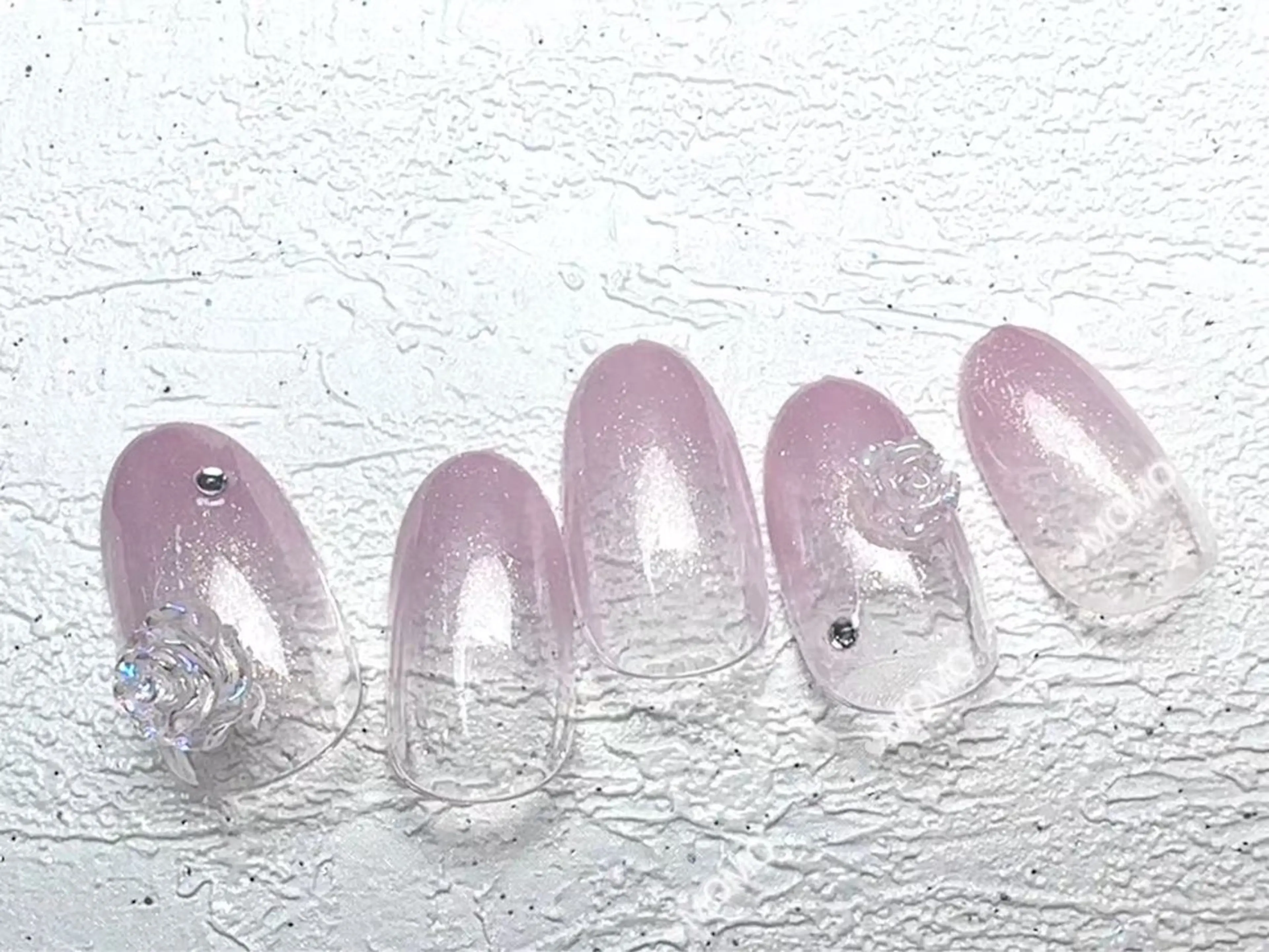 ネイル ハンドネイル MOMO nail所属・NIITSU 川崎のネイルデザイン