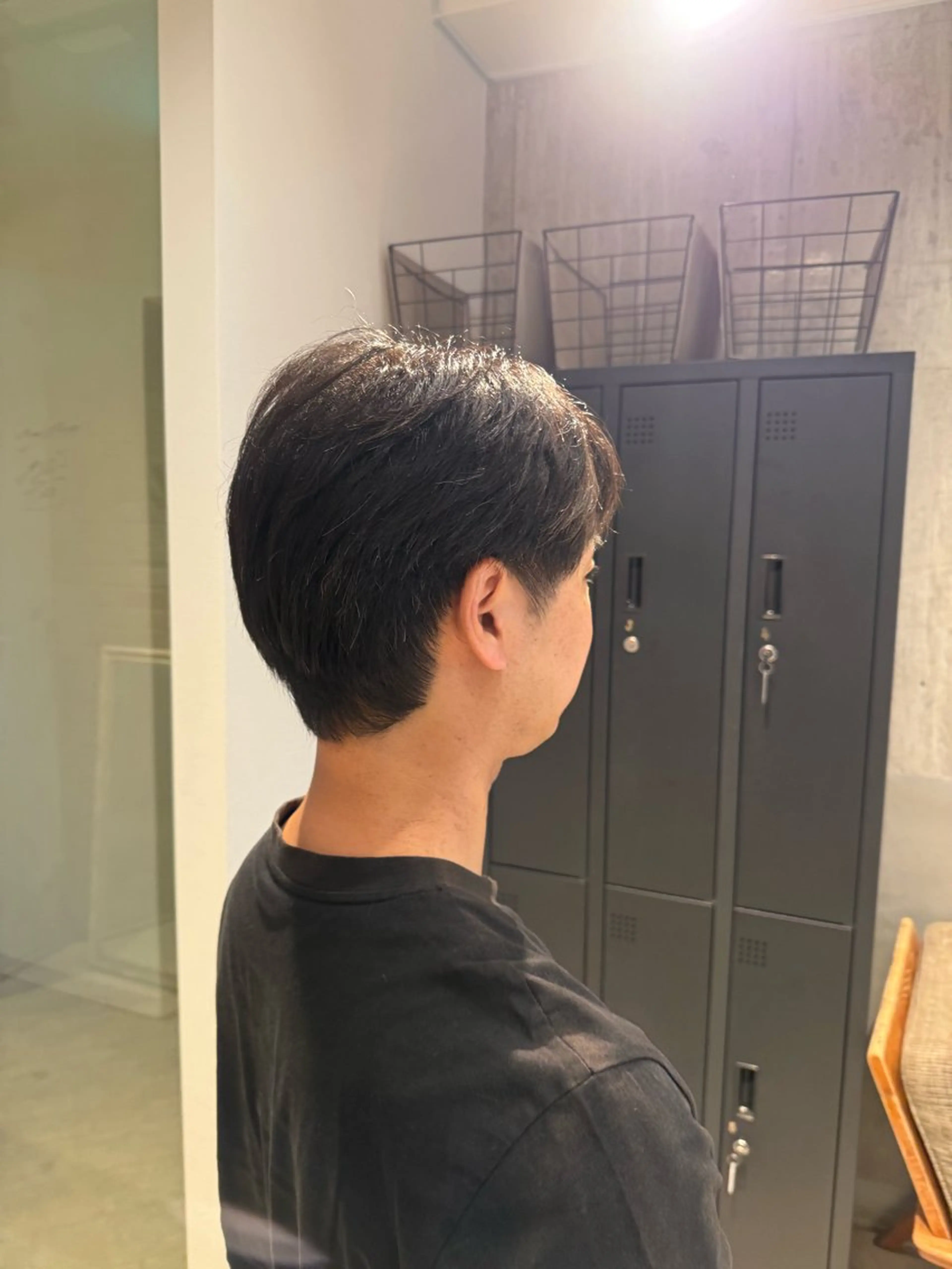 メンズ センターパート ツーブロック 栗原 莉玖のヘアスタイル