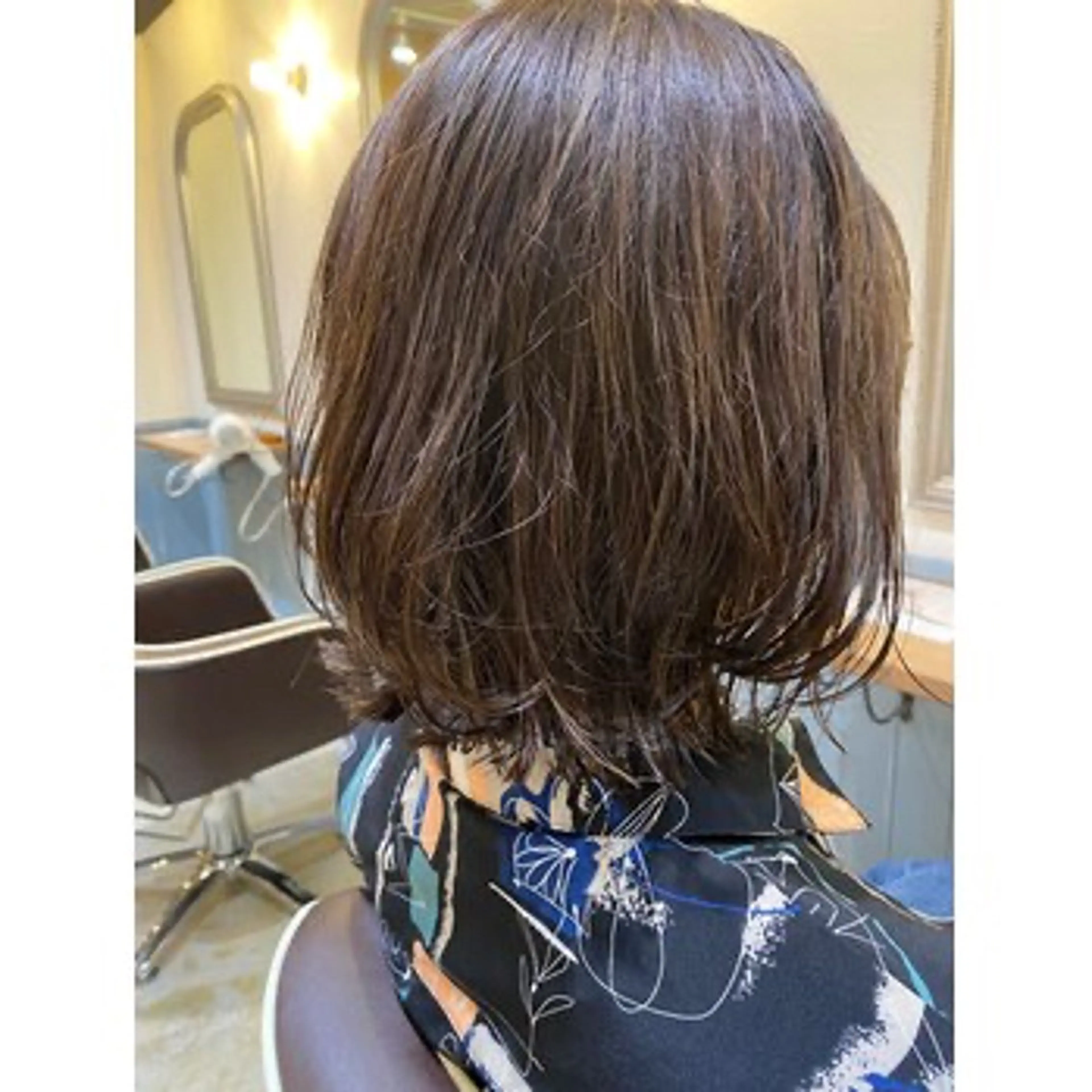 ミディアム くびれヘア スタイリスト まことのヘアスタイル