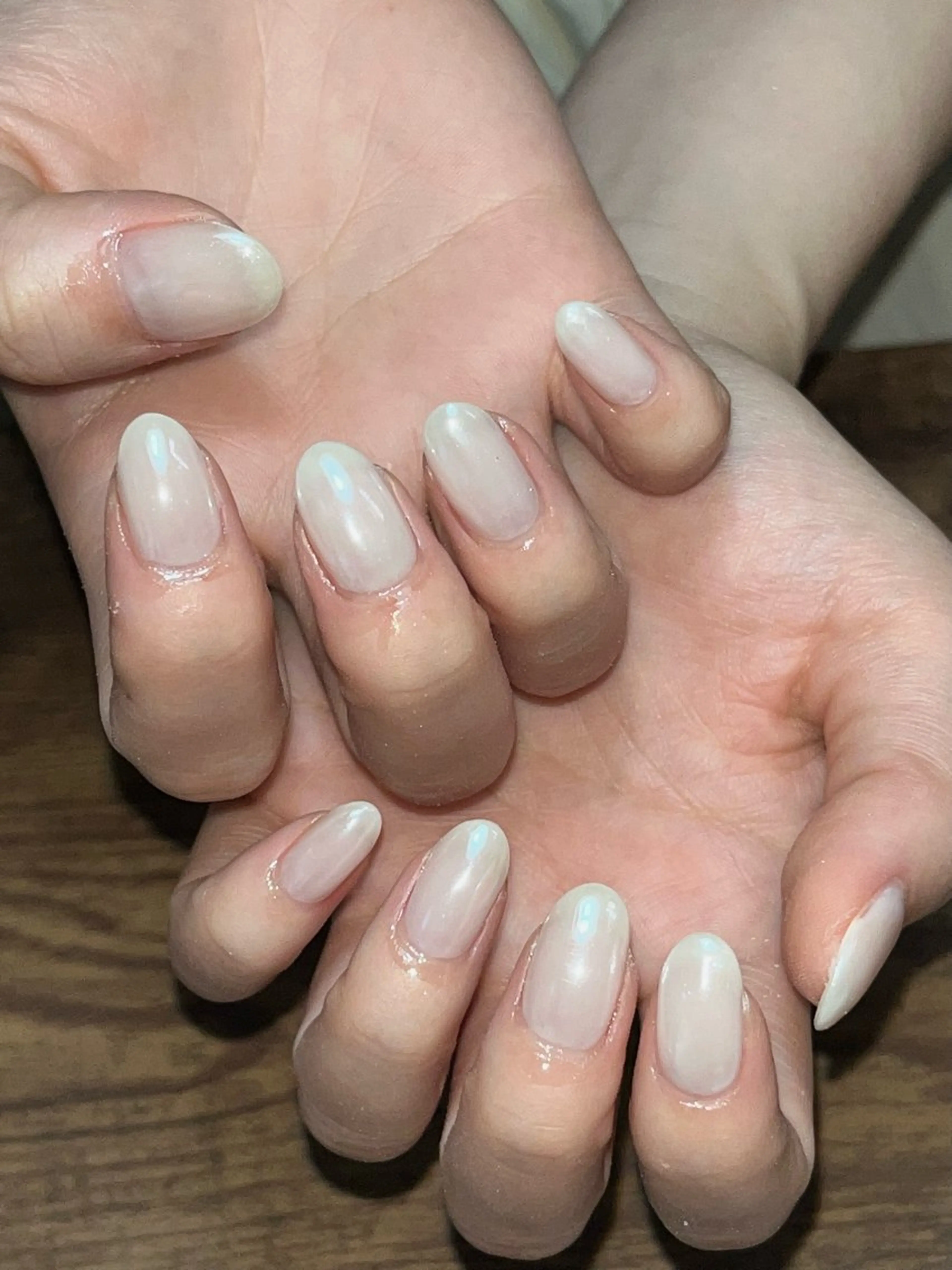 ネイル ホワイト ハンドネイル 🌻Sunrich Fuka🌻のネイルデザイン