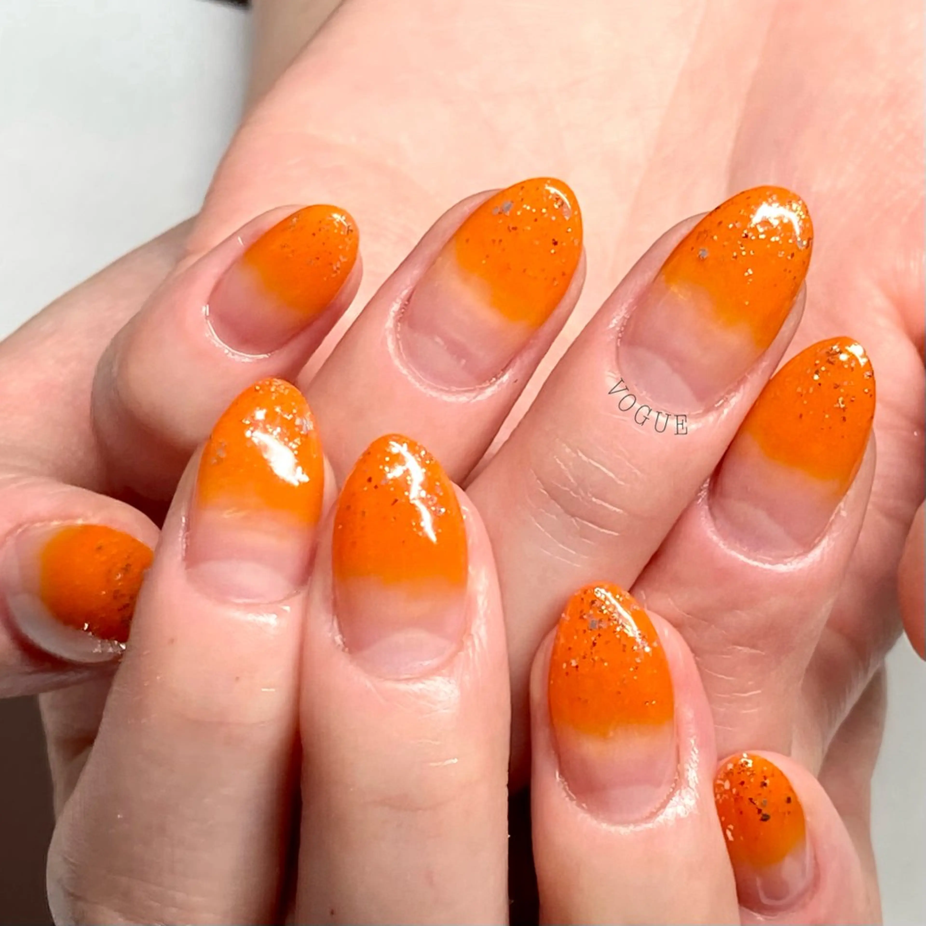 ネイル ハンドネイル VOGUE ×SWANのネイルデザイン