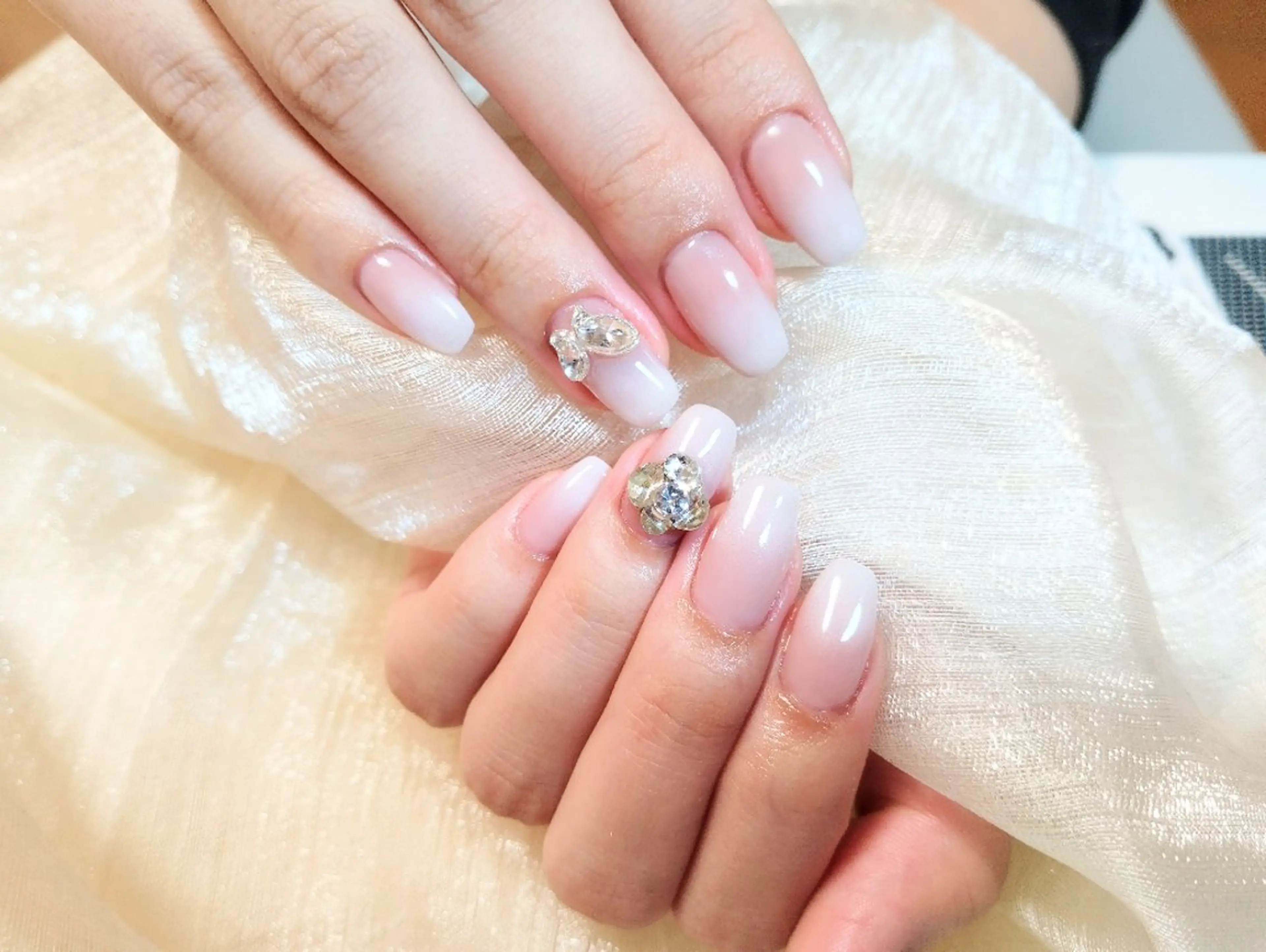 ネイル ハンドネイル ハンドケア ＤI'A ネイルサロンのネイルデザイン