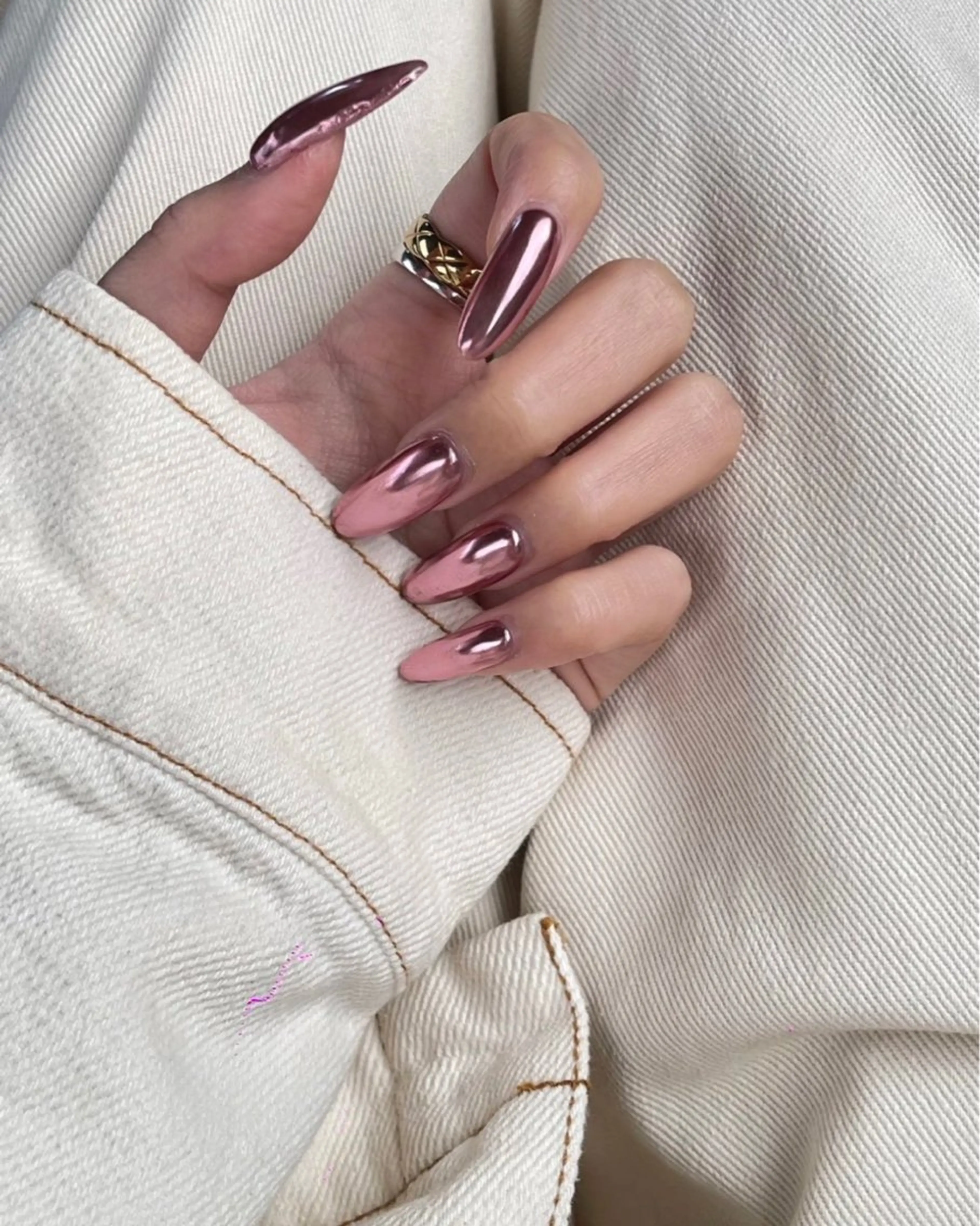 🦋ミラー🪞 💗/ オーロラネイル　  （自店のオフ無料､丁寧ケア込み）初回ソフトジェルオフ無料✨）の写真