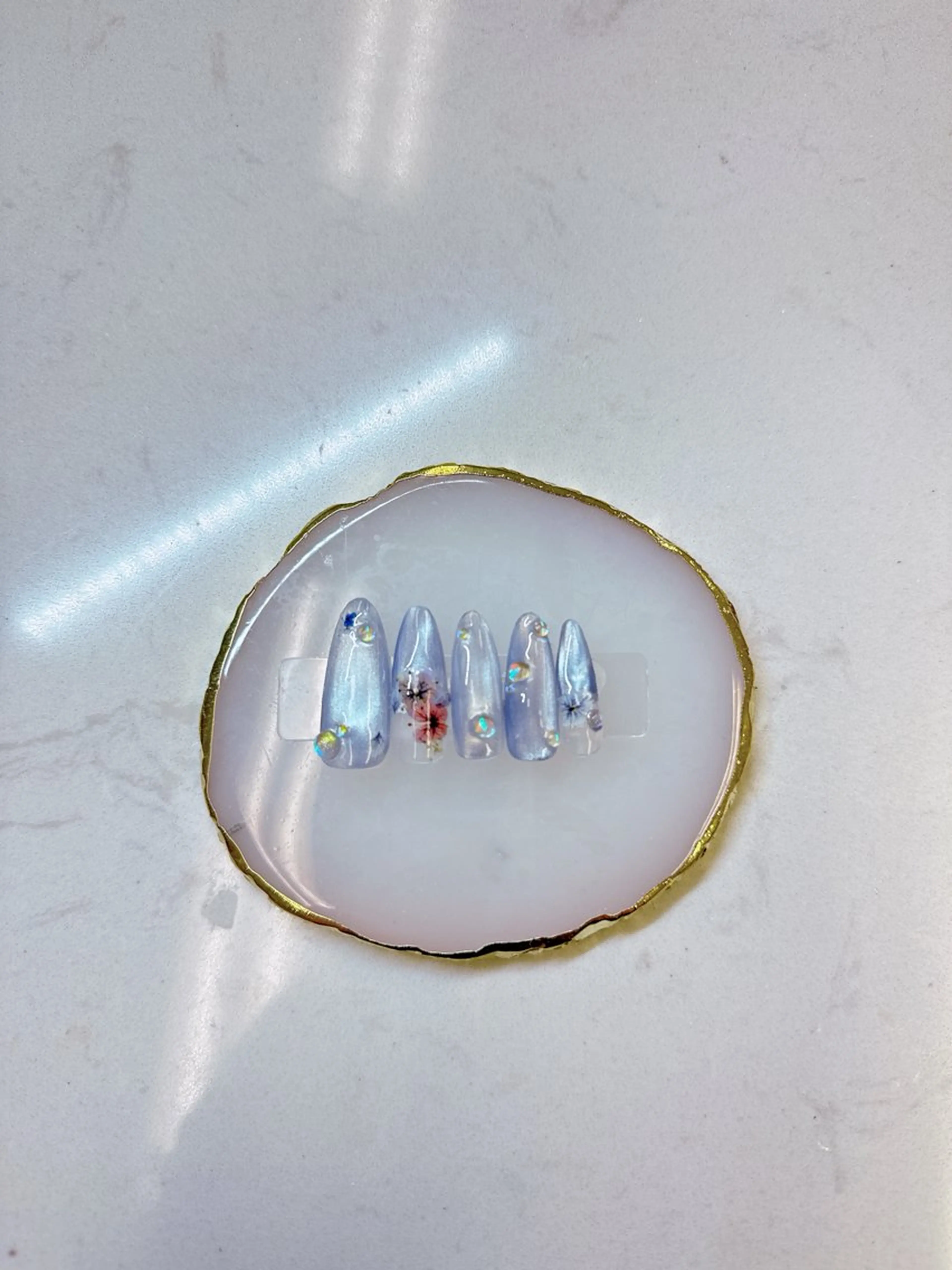 ネイル フレンチネイル ガラスフレンチ グラデーション 韓国ネイル マグネットネイル クイーンズネイル銀座所属・Queeens nailのネイルデザイン